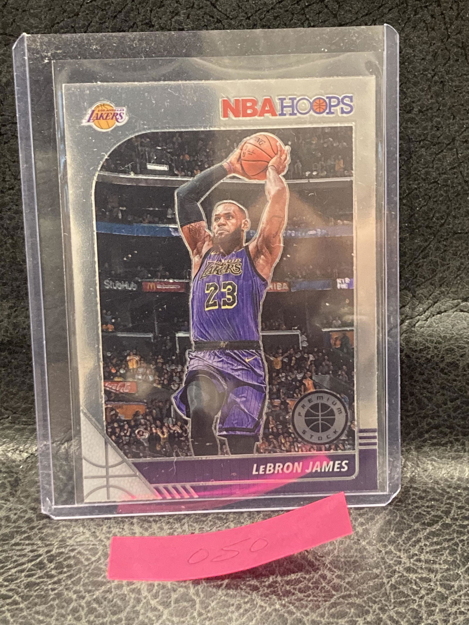 Lebron James2019-20 Nba Hoops Premium Stock #87 La Lakers (1 of 2)