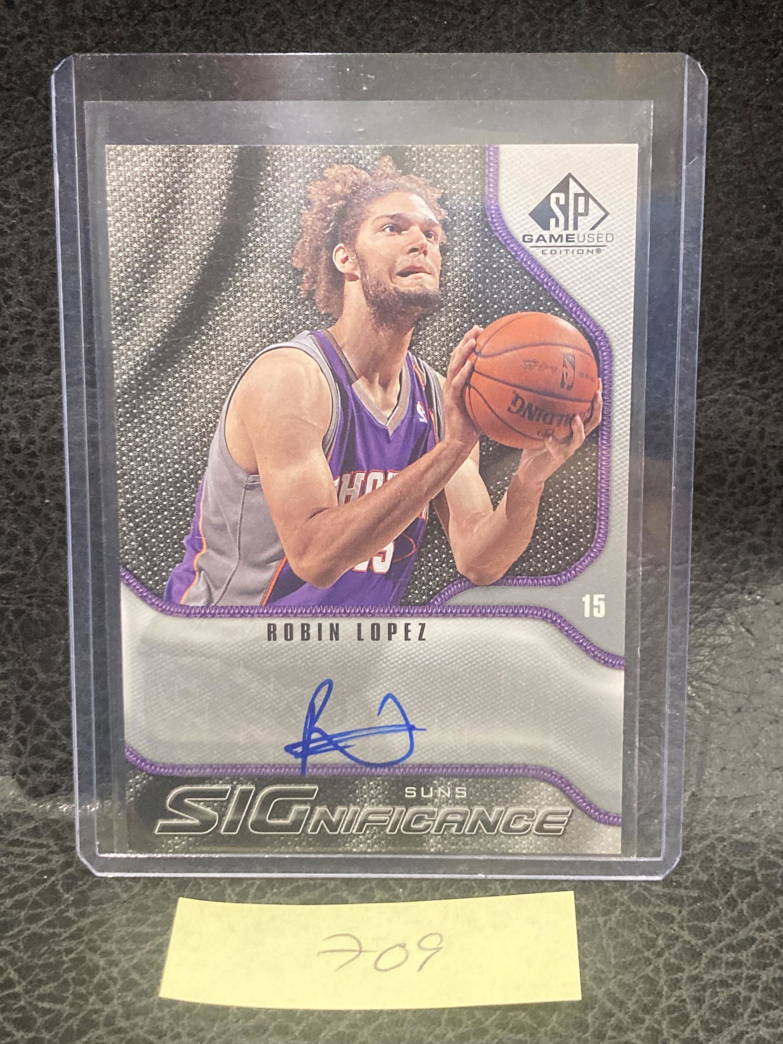 Robin Lopez 2009-10 SP Game Used Basketball Significance Autograph #SRL (1 of 2)