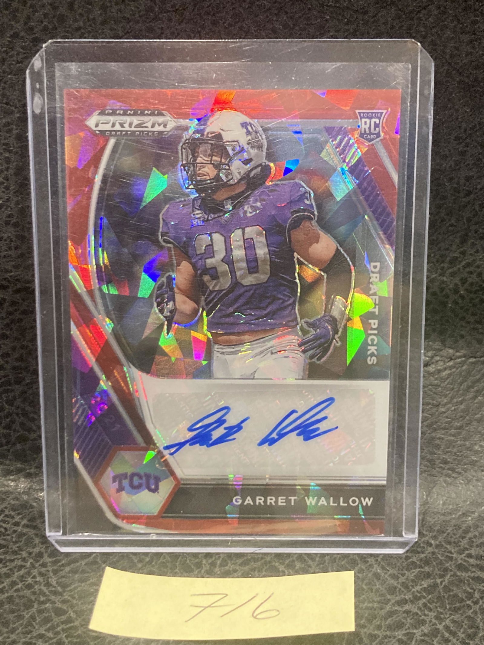 Garrett Wallow 2021 Prizm Draft Picks Red Cracked Ice Auto (1 of 2)