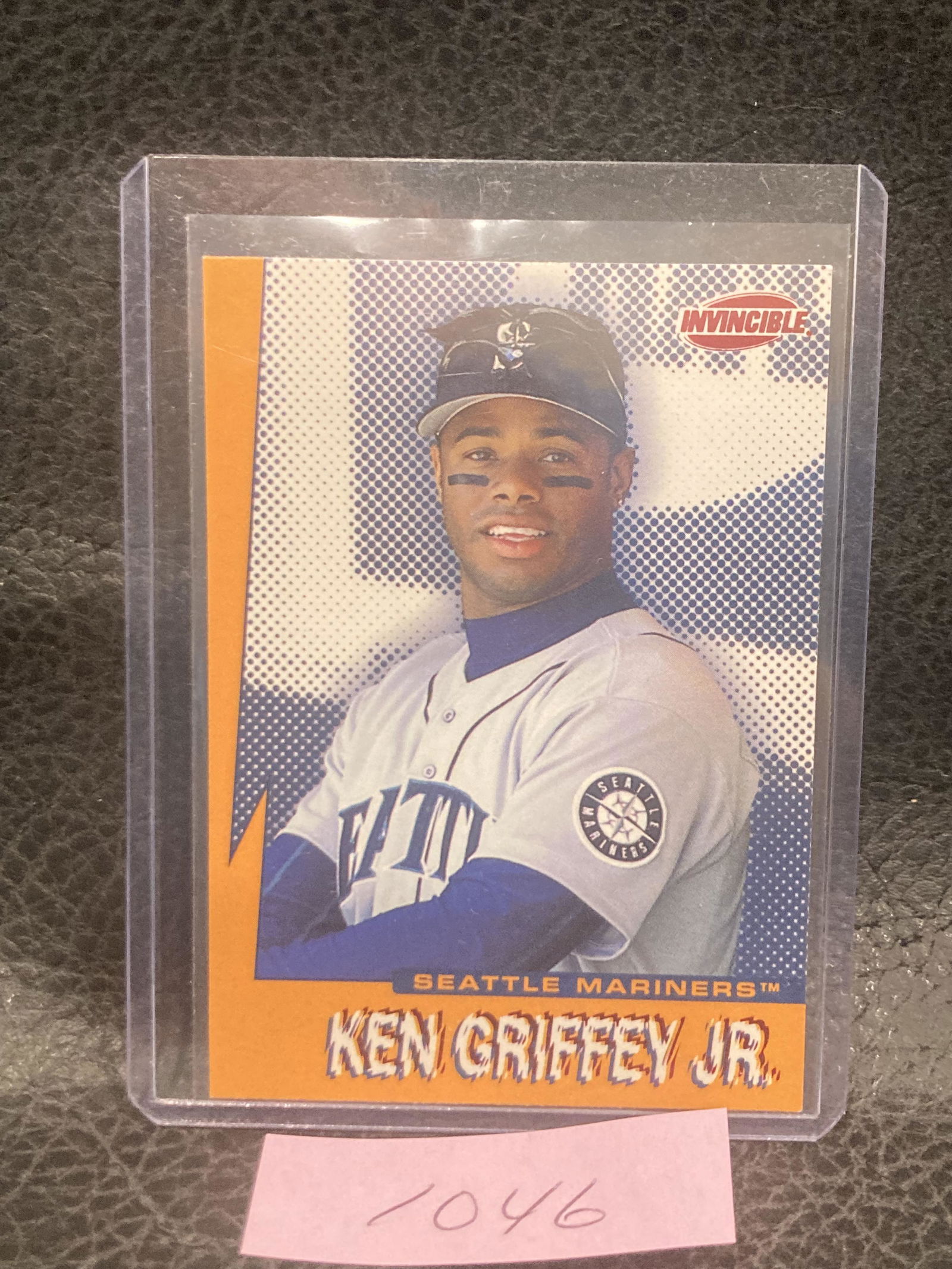 Ken Griffey Jr. 1999 Pacific Invincible Seismic Force #17 (1 of 2)