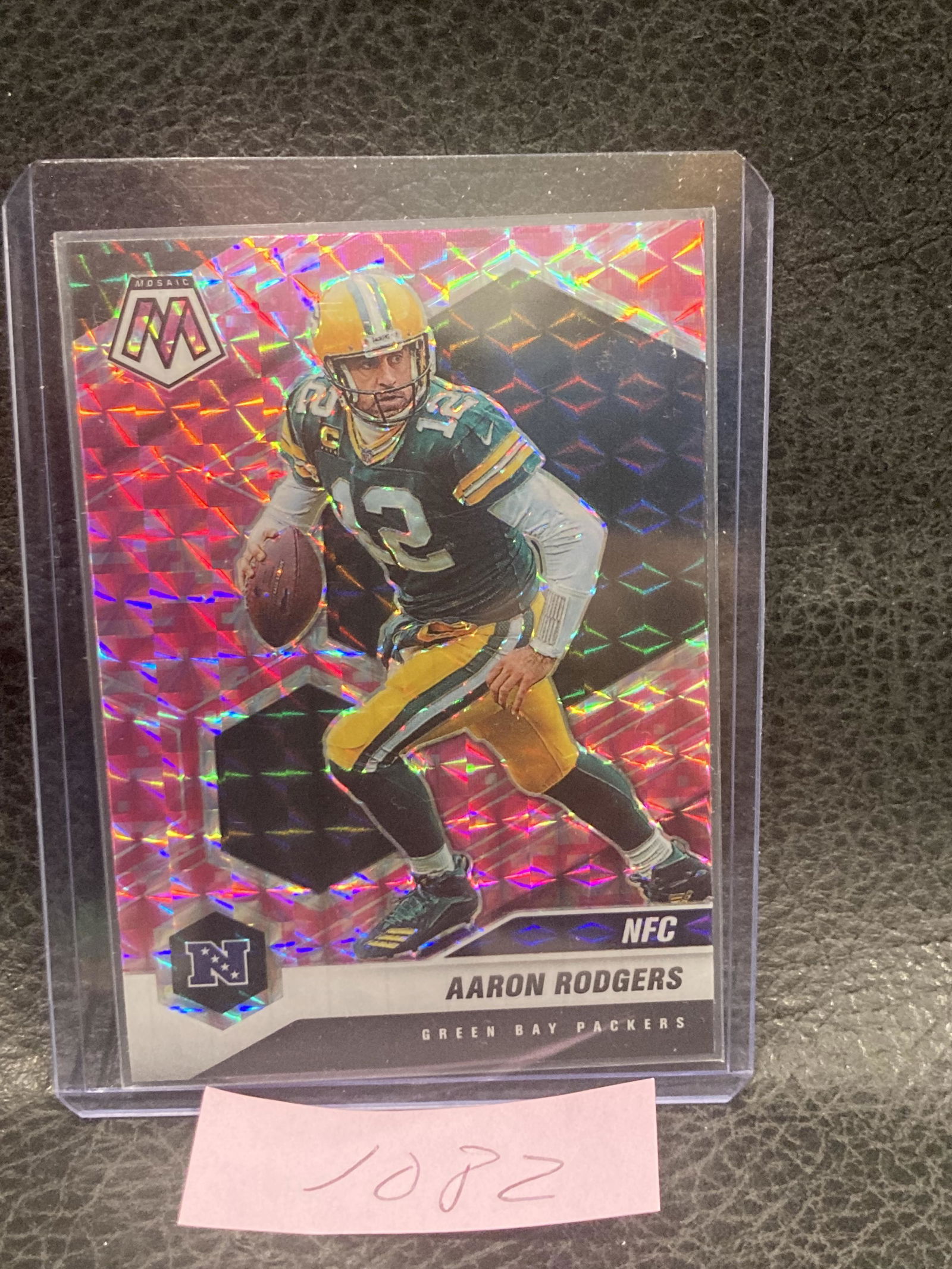 Aaron Rodgers 2021 Mosaic Pink Camo Prizm #206 Green Bay Packers Nfc (1 of 2)
