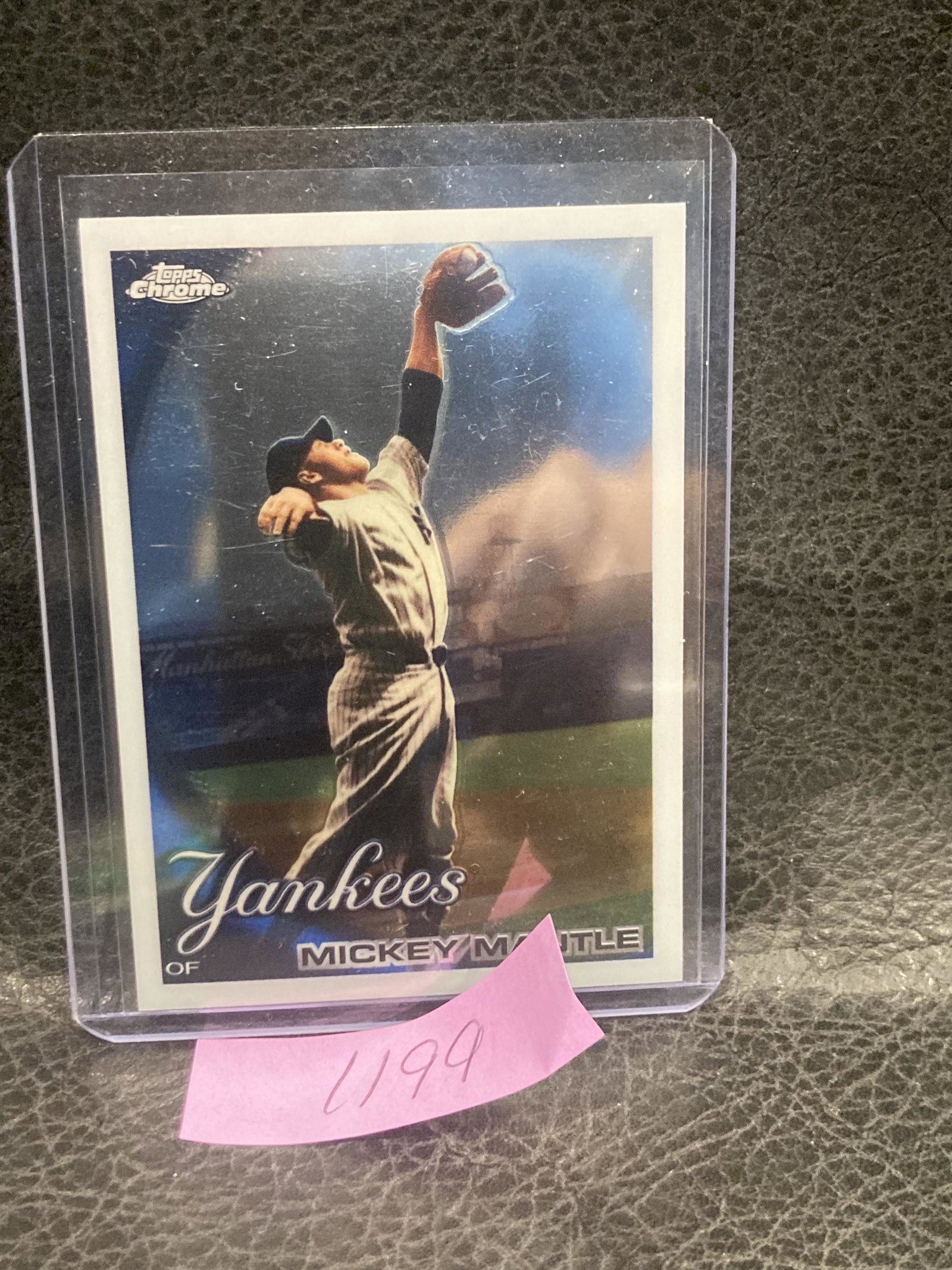 Mickey Mantle 2010 Topps Chrome #7 New York Yankees Refractor (1 of 2)