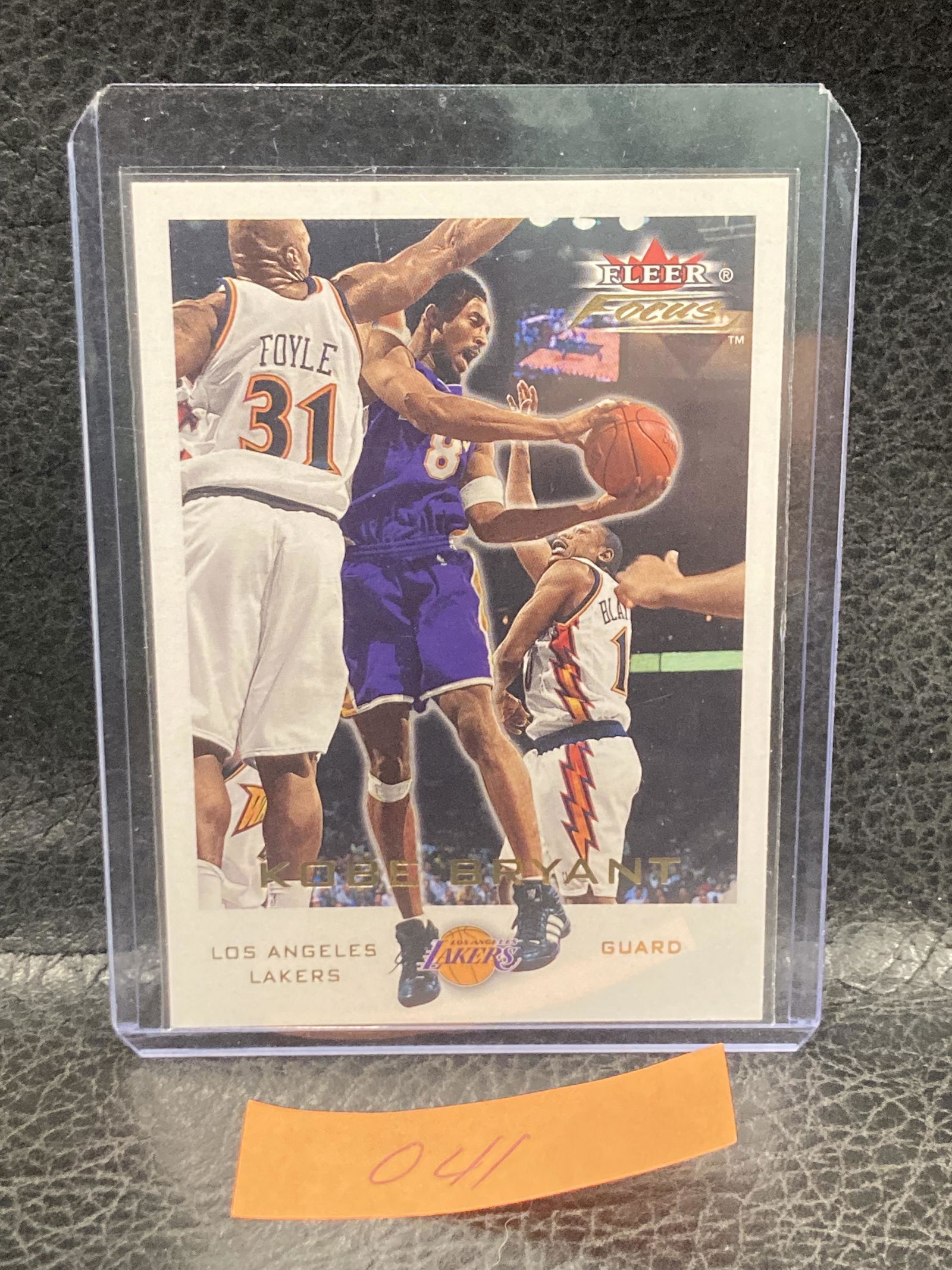 Kobe Bryant 2000 Fleer Focus Focus Fact #155 Los Angeles Lakers (1 of 2)