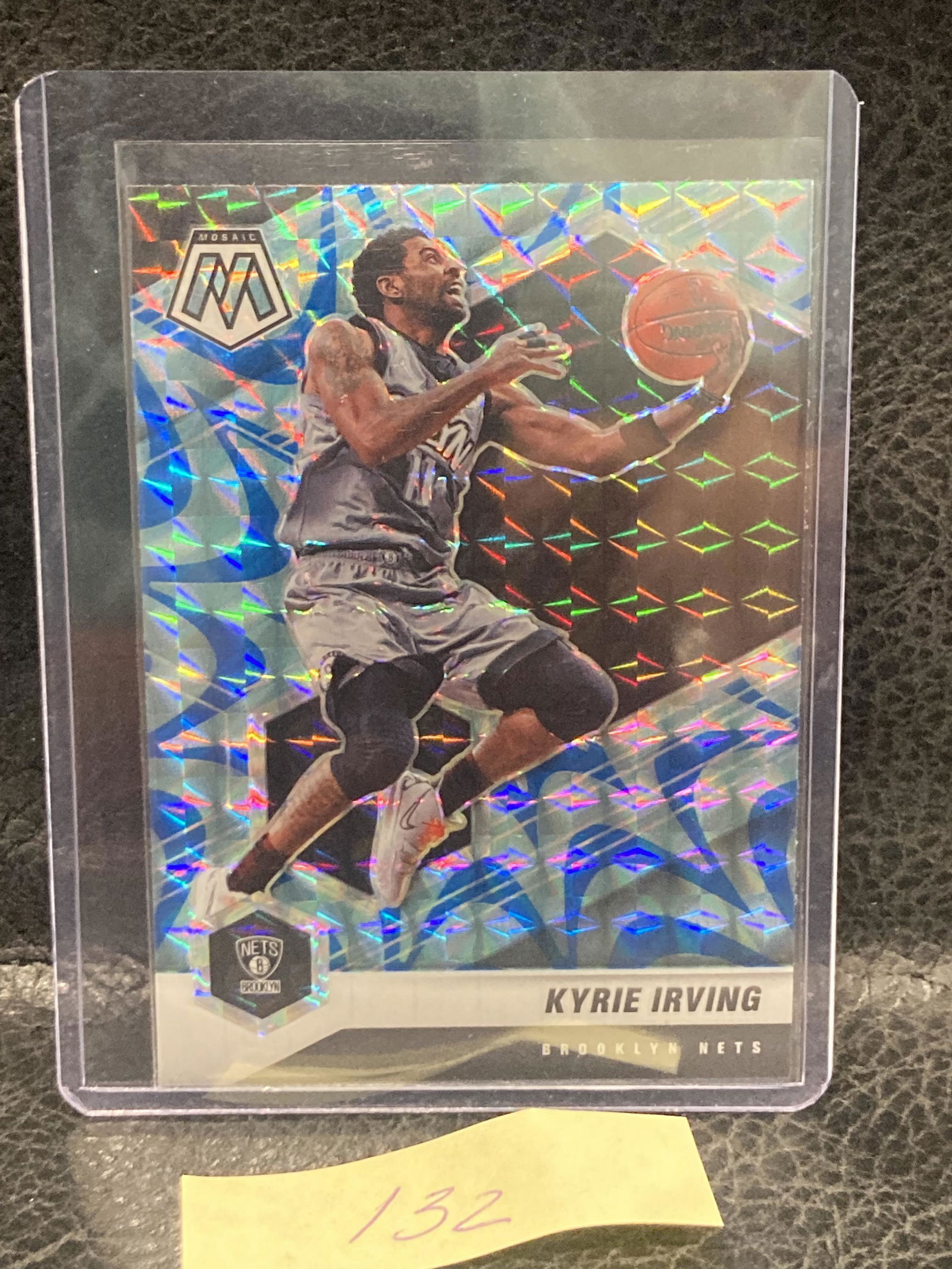 Kyrie Irving 2020-21 Mosaic Blue Reactive Prizm #198 Nets (1 of 2)