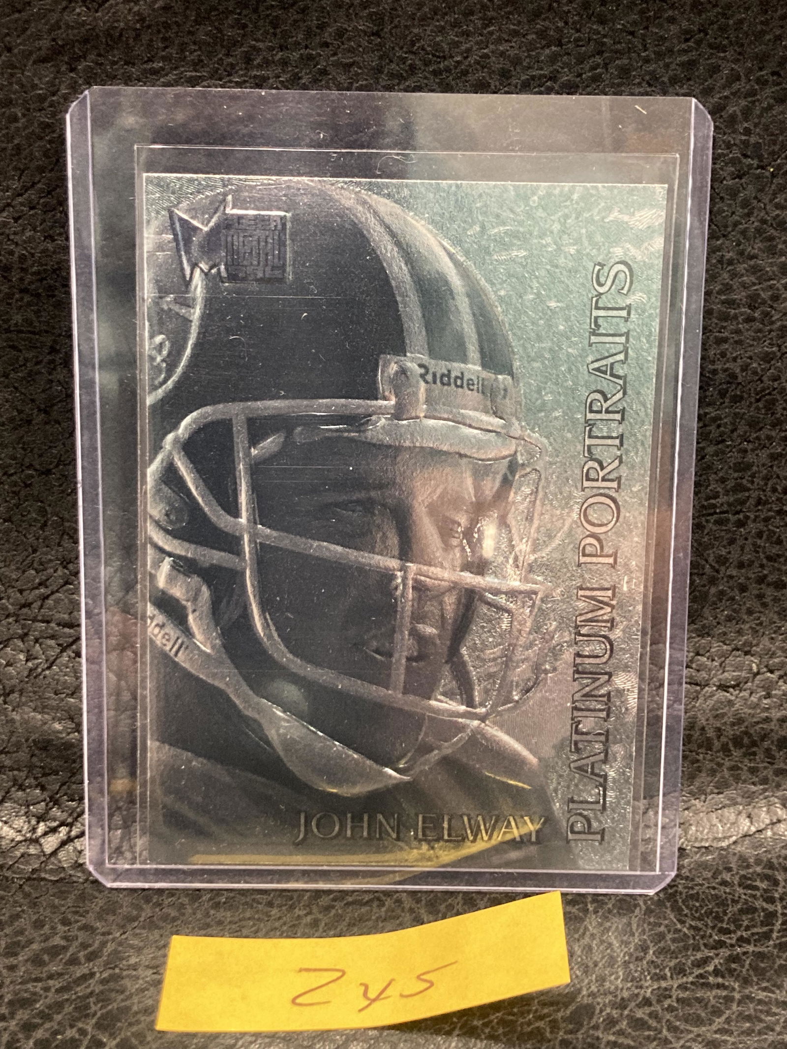 John Elway 1996 Fleer Metal Football Platinum Portraits Insert Card *BRONCOS (1 of 2)