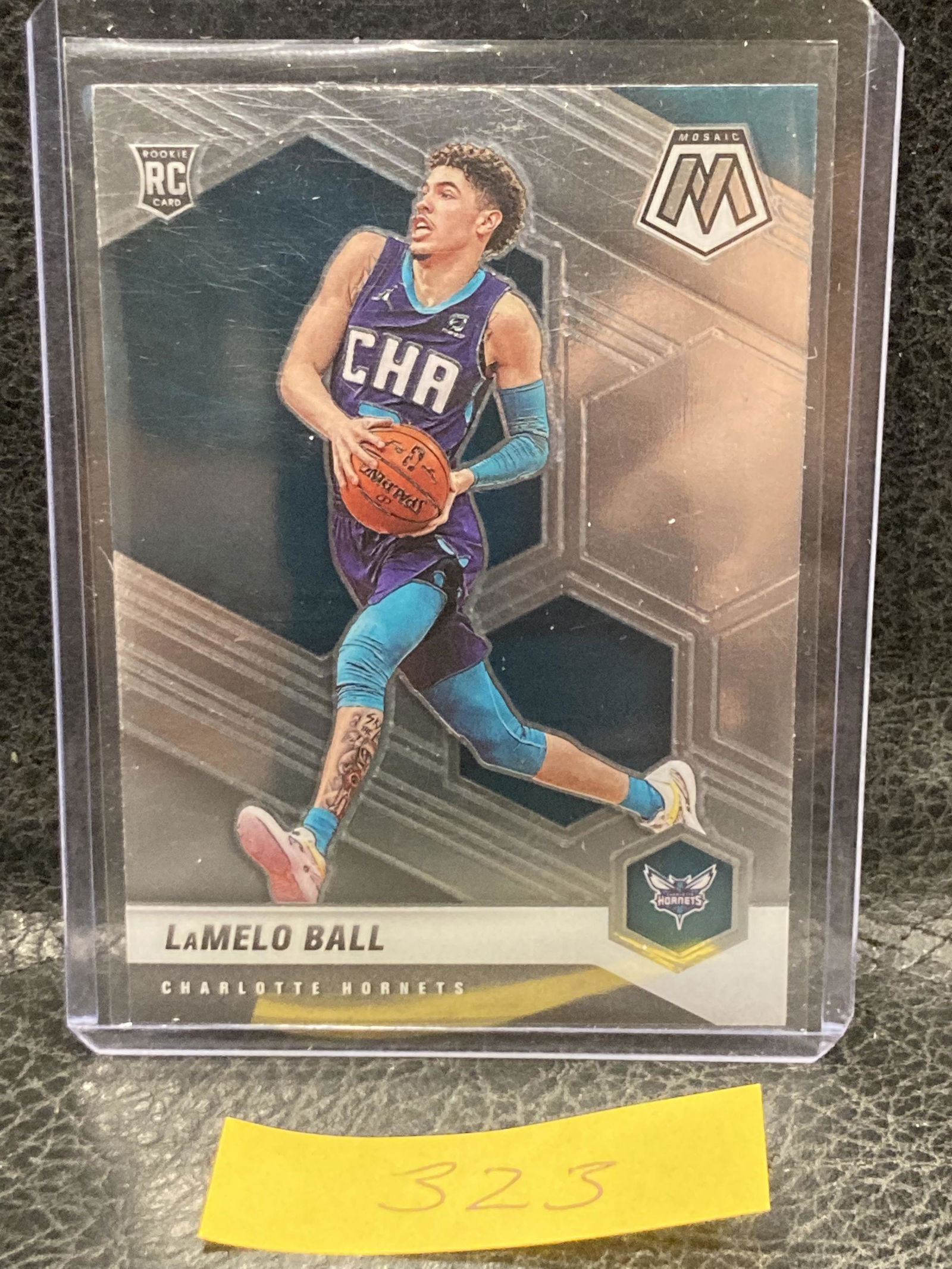 Lamelo Ball 2020-21 Mosaic Rookie Card Roy Hornets (1 of 2)