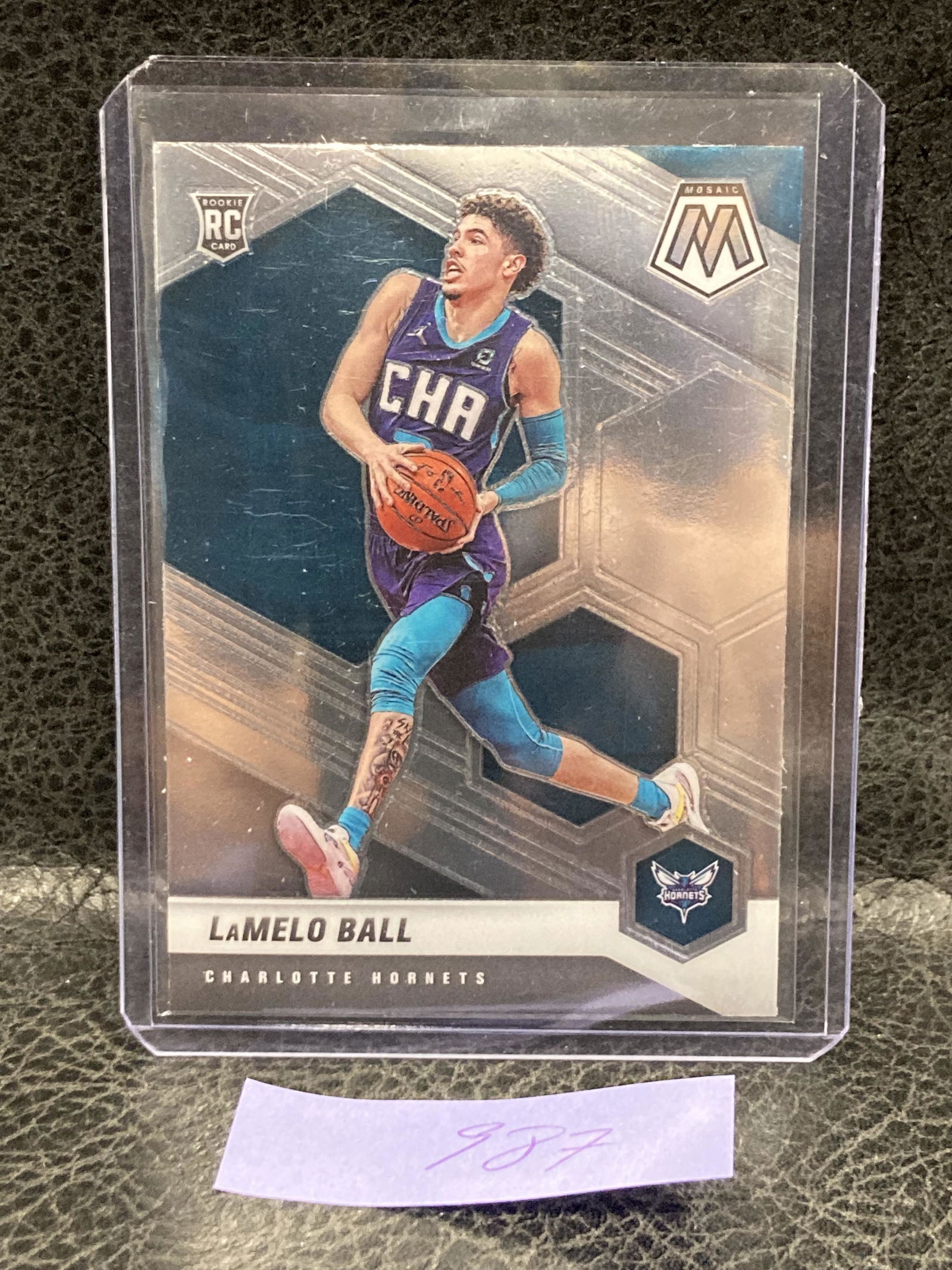 Lamelo Ball Rc #202 2020-21 Panini Mosaic Rookie Charlotte Hornets Rc (1 of 2)