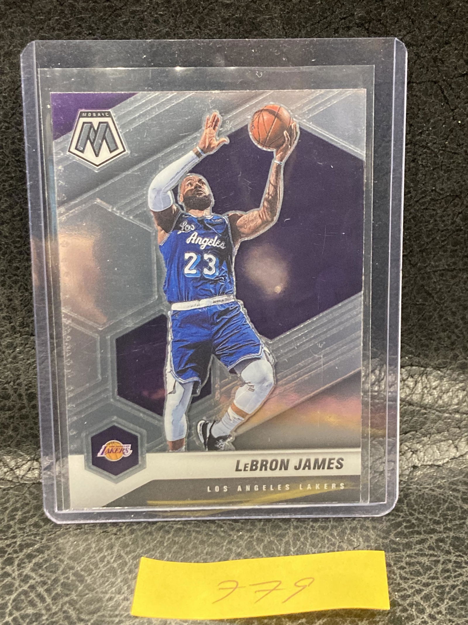 Lebron James 2020-21 Panini Mosaic Nba Base #81 Lakers (1 of 2)