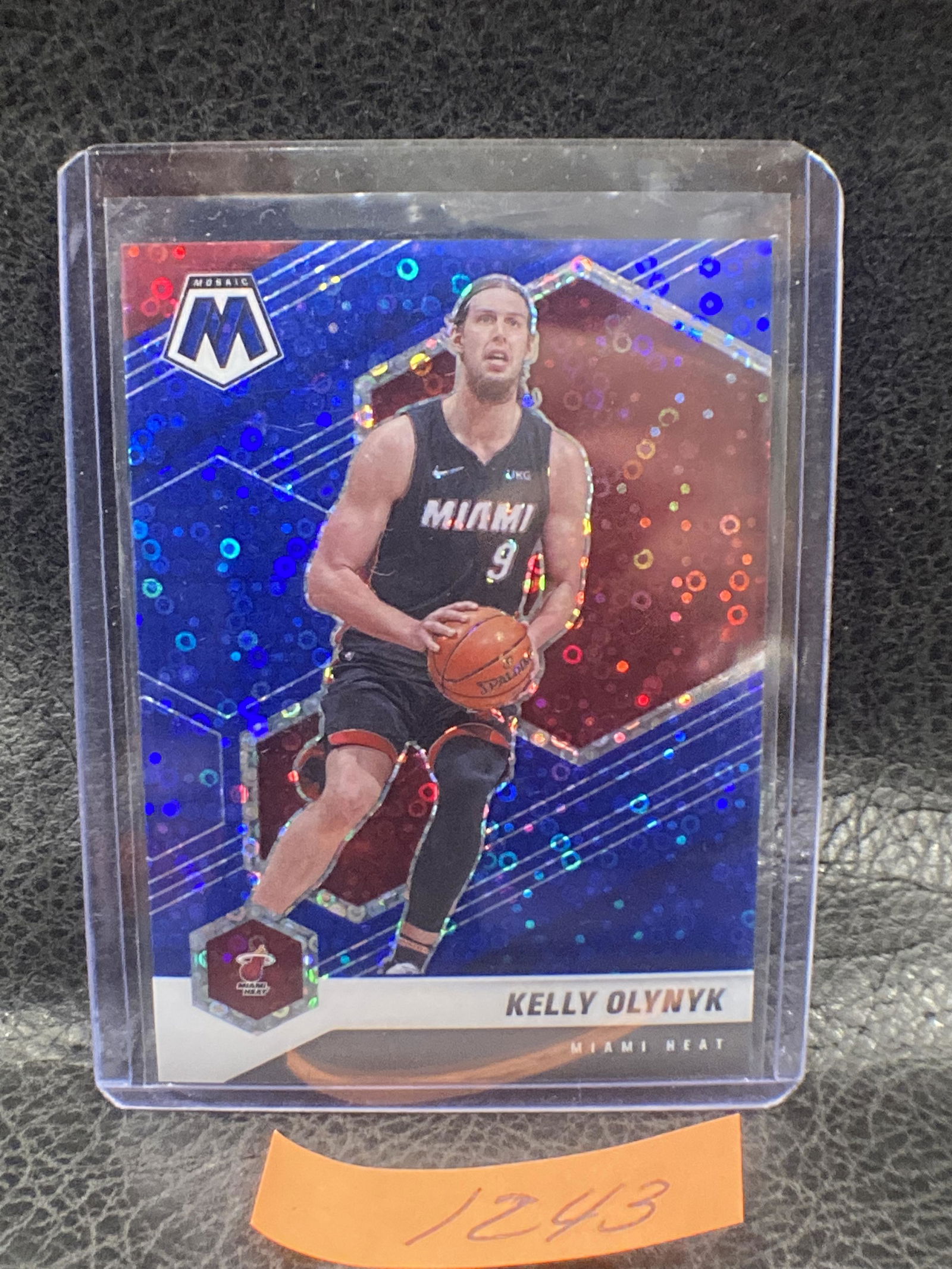 Kelly Olynyk 2020-21 Panini Mosaic Fast Break Blue Disco Prizm /85 Miami Heat (1 of 2)