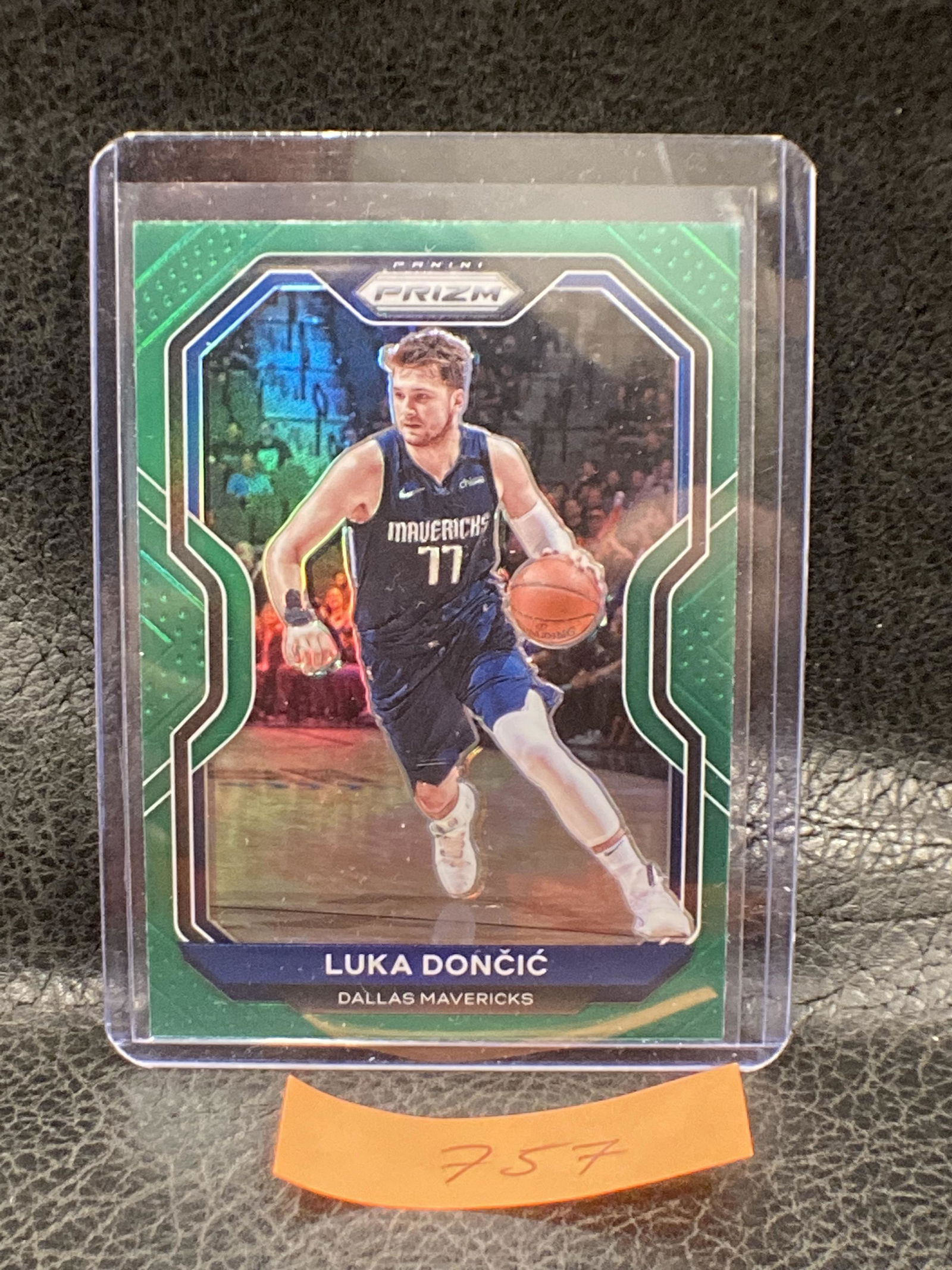 Luka Doncic 2020-21 Panini Prizm Green Prizm Refractor #32 Dallas Mavericks (1 of 2)