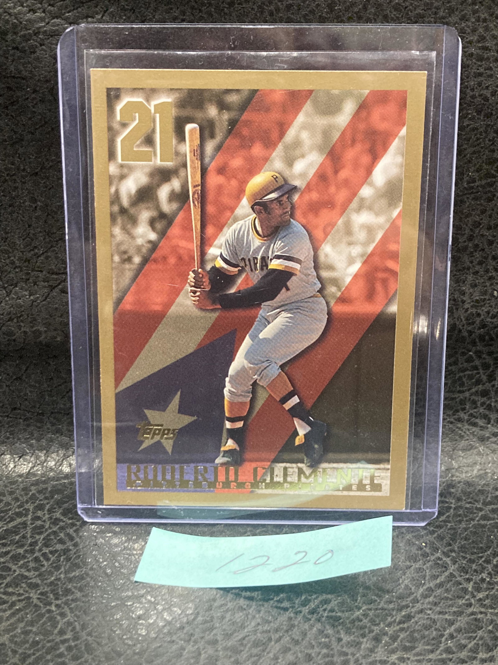 Roberto Clemente 1997 Topps #21 Commemorative Baseball Card: Roberto Clemente 1997 Topps #21 Commemorative Baseball Card