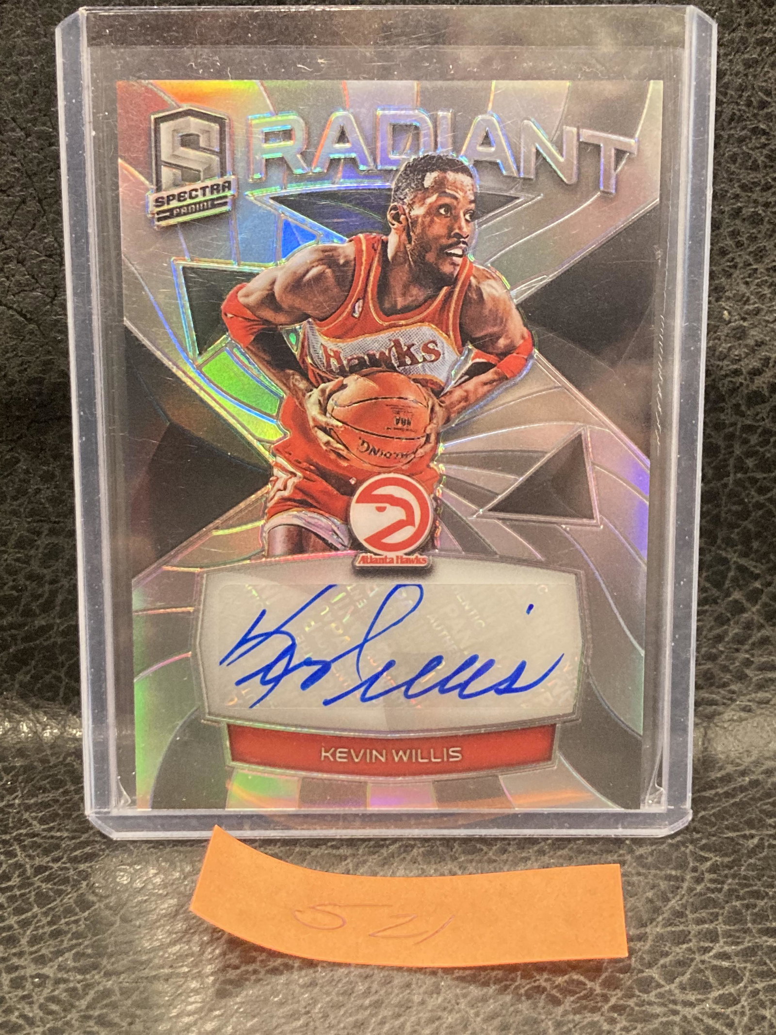 Kevin Willis 2018 Panini Spectra Radiant Signatures Prizm /75 Hawks #RS-KWL Auto: Kevin Willis 2018 Panini Spectra Radiant Signatures Prizm /75 Hawks #RS-KWL Auto