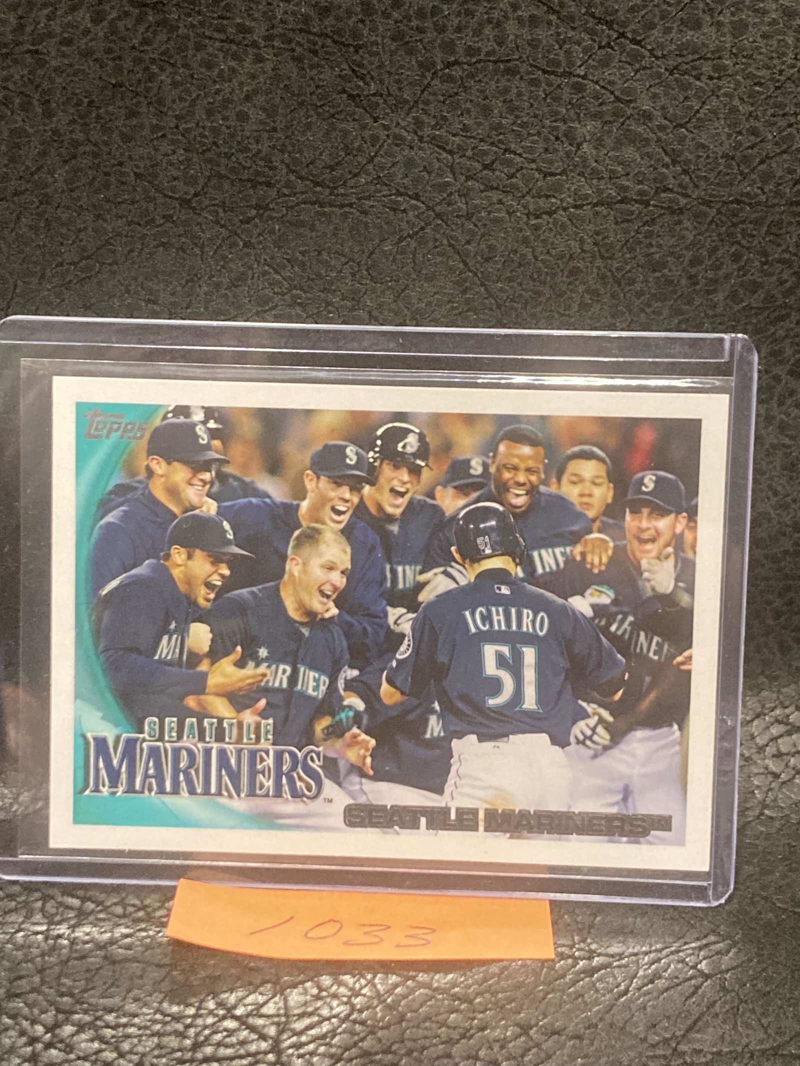 2010 Topps Juh #199 Ichiro Team Seattle Mariners (1 of 2)
