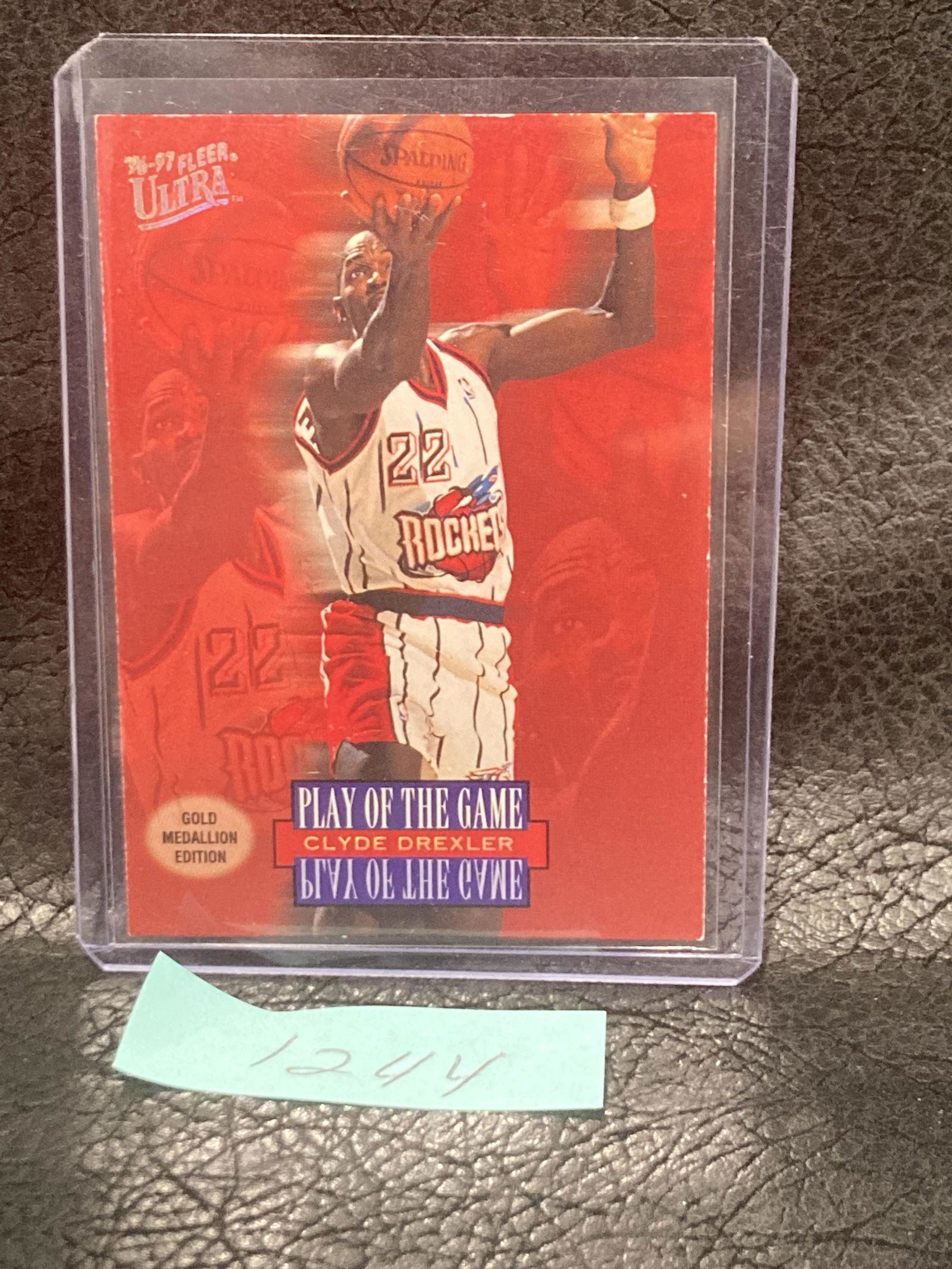 Clyde Drexler 1996-97 Fleer Ultra Gold Medallion Edition Play Of The Game (1 of 2)
