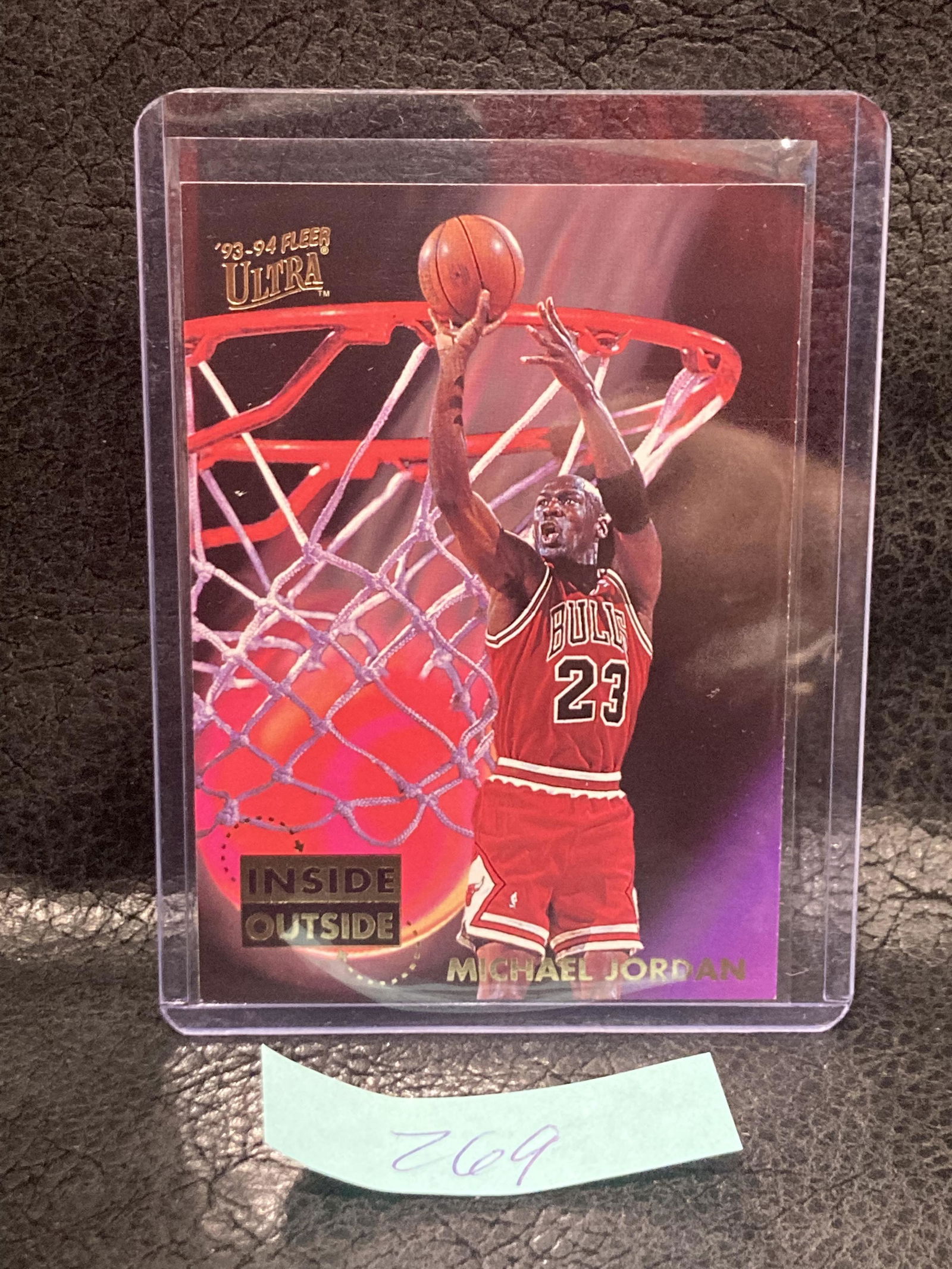 Michael Jordan 1993-94 Fleer Ultra Inside Outside Insert Card #4 Of 10 Bulls (1 of 2)
