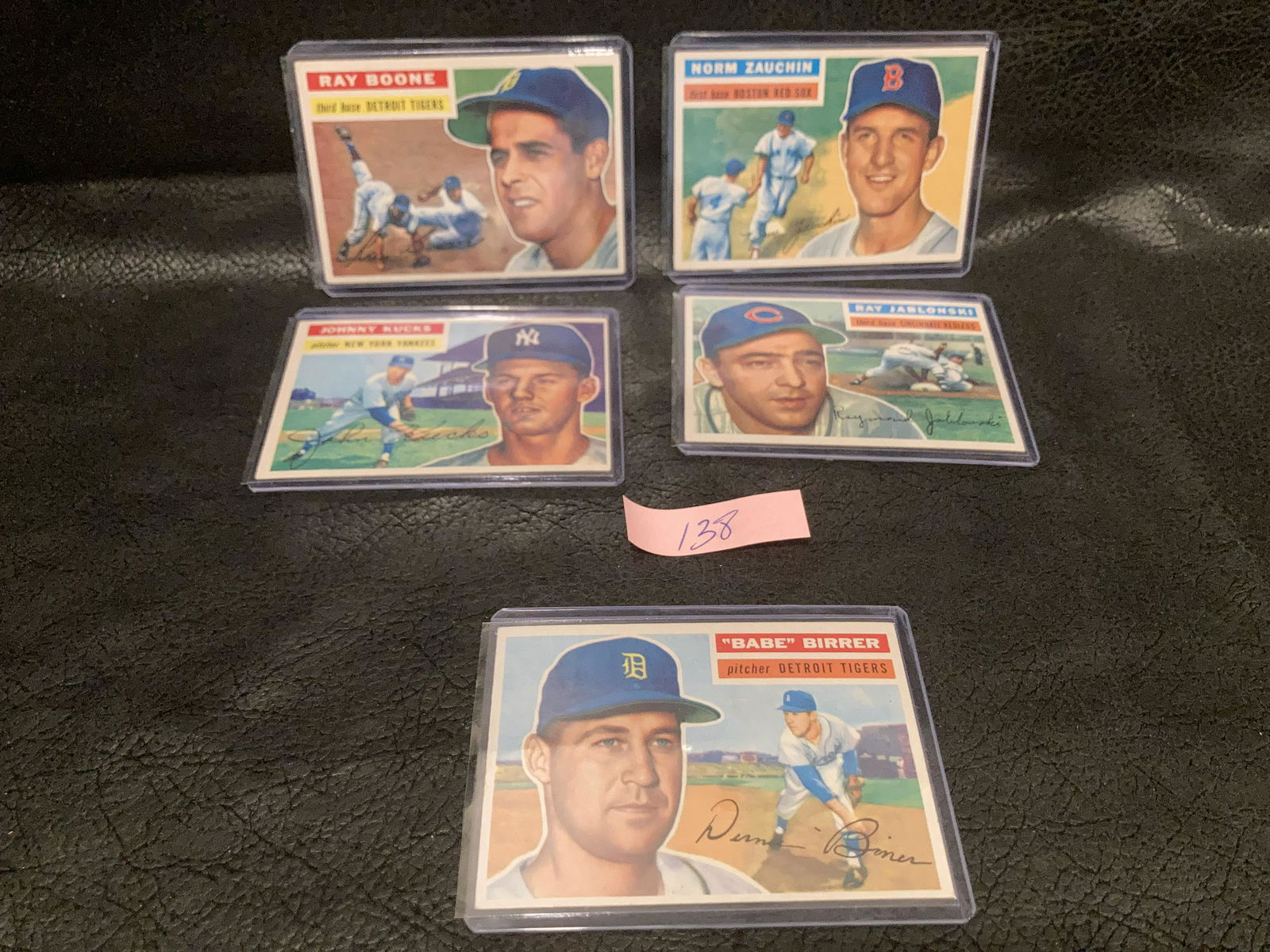 Lot of 5 1956 Topps Baseball cards (1 of 2)