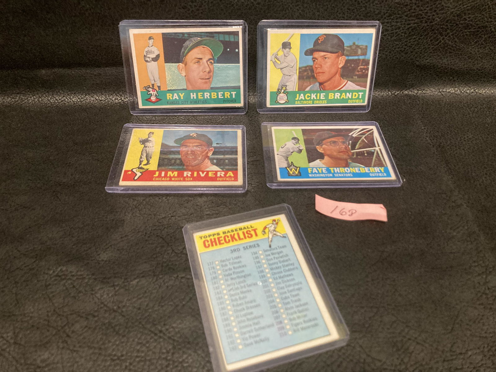 Lot of 5 1960 Topps Baseball cards (1 of 2)