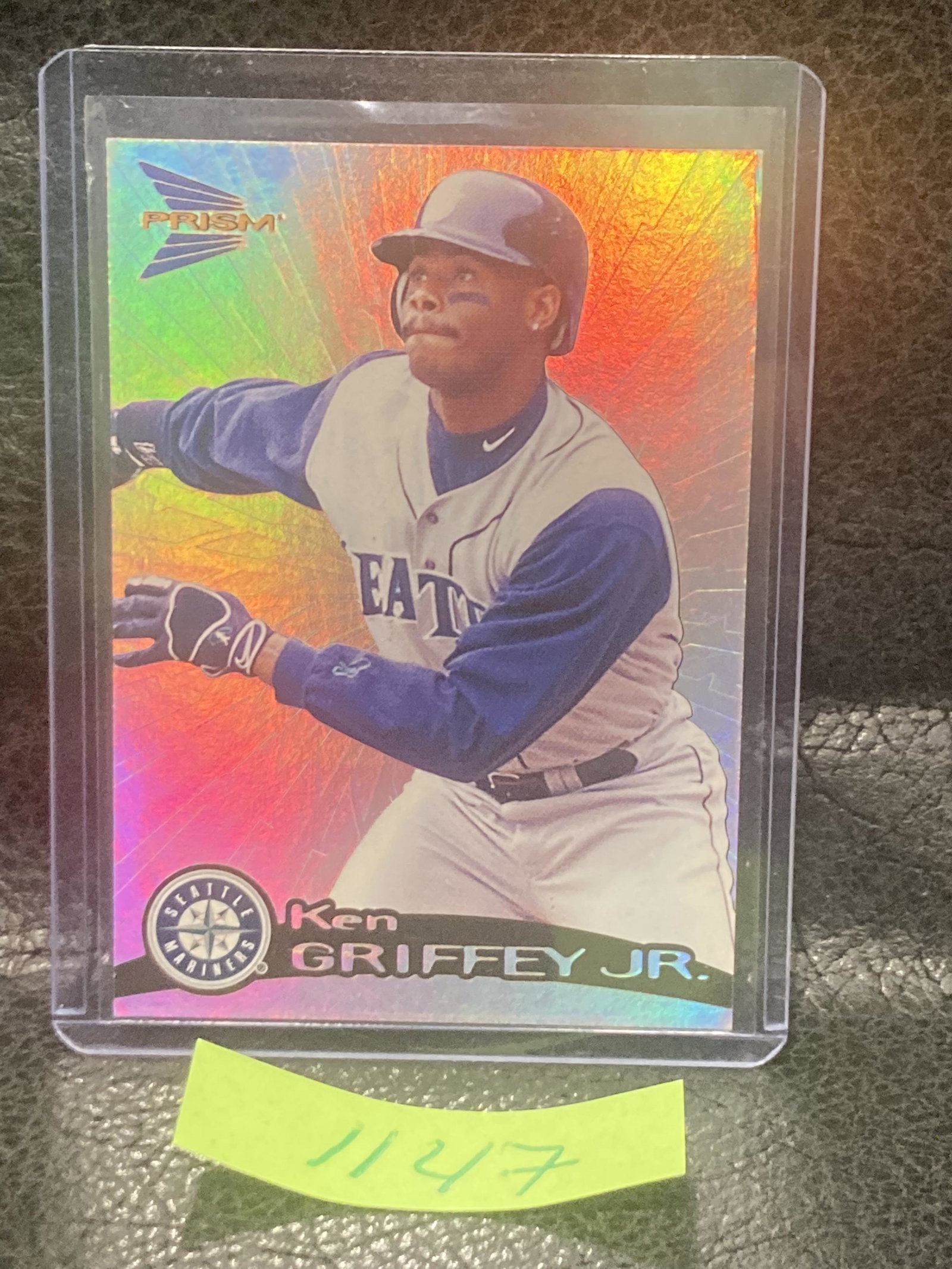 Ken Griffey Jr 1999 Pacific Prism Mariners #133: Ken Griffey Jr 1999 Pacific Prism Mariners #133