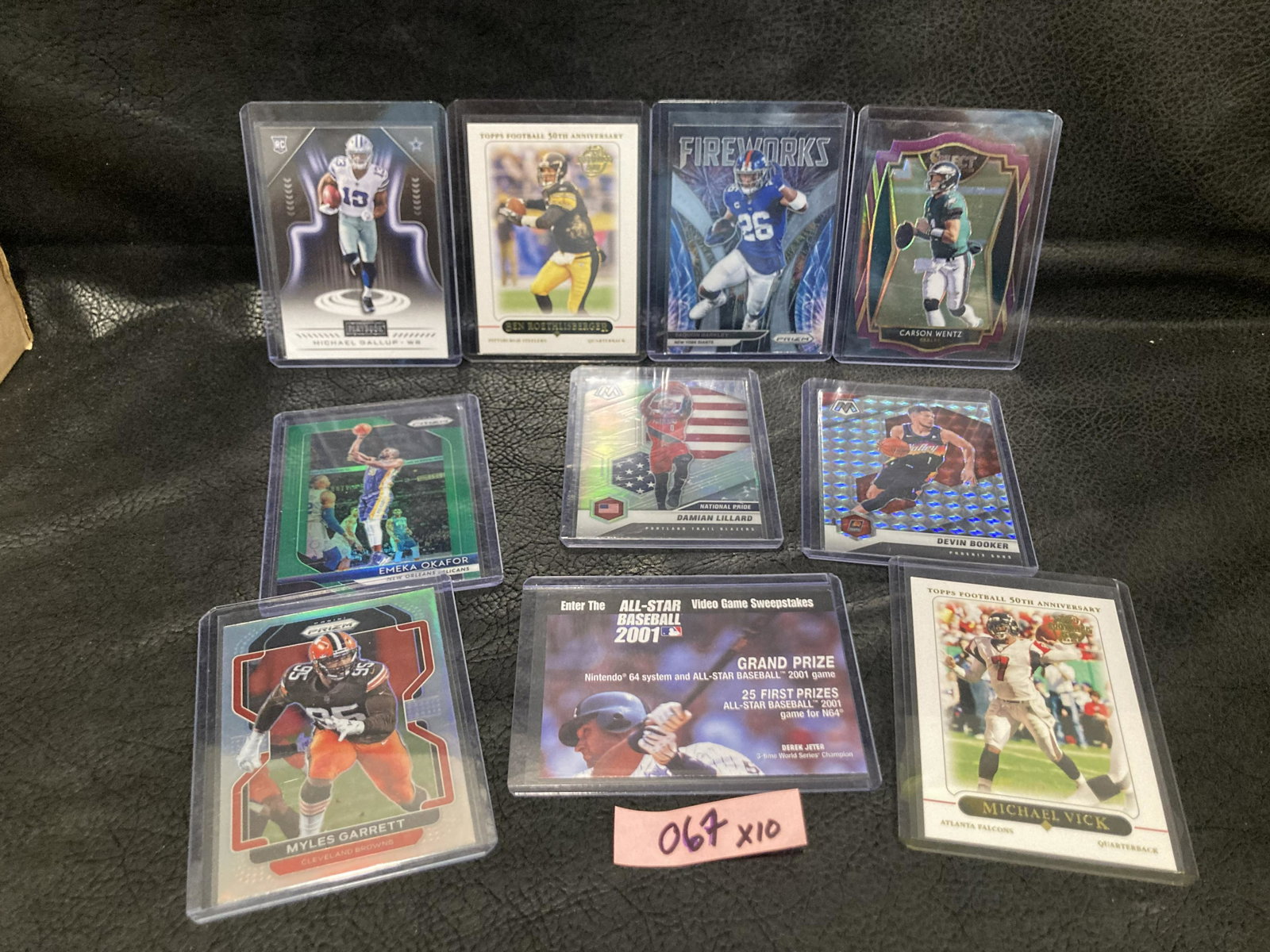 Mixed Lots of 10 Top Loaded Sport Cards: Zach Lavine 2021-22 Contenders Bulls Game TicketDerek Jeter 2001 All Star Baseball Akklaim Sports Adverting Mini Poster OriginalMichael Gallup 2018 Panini Playbook Rookie Cowboys #152 Rookie RcBen Roe