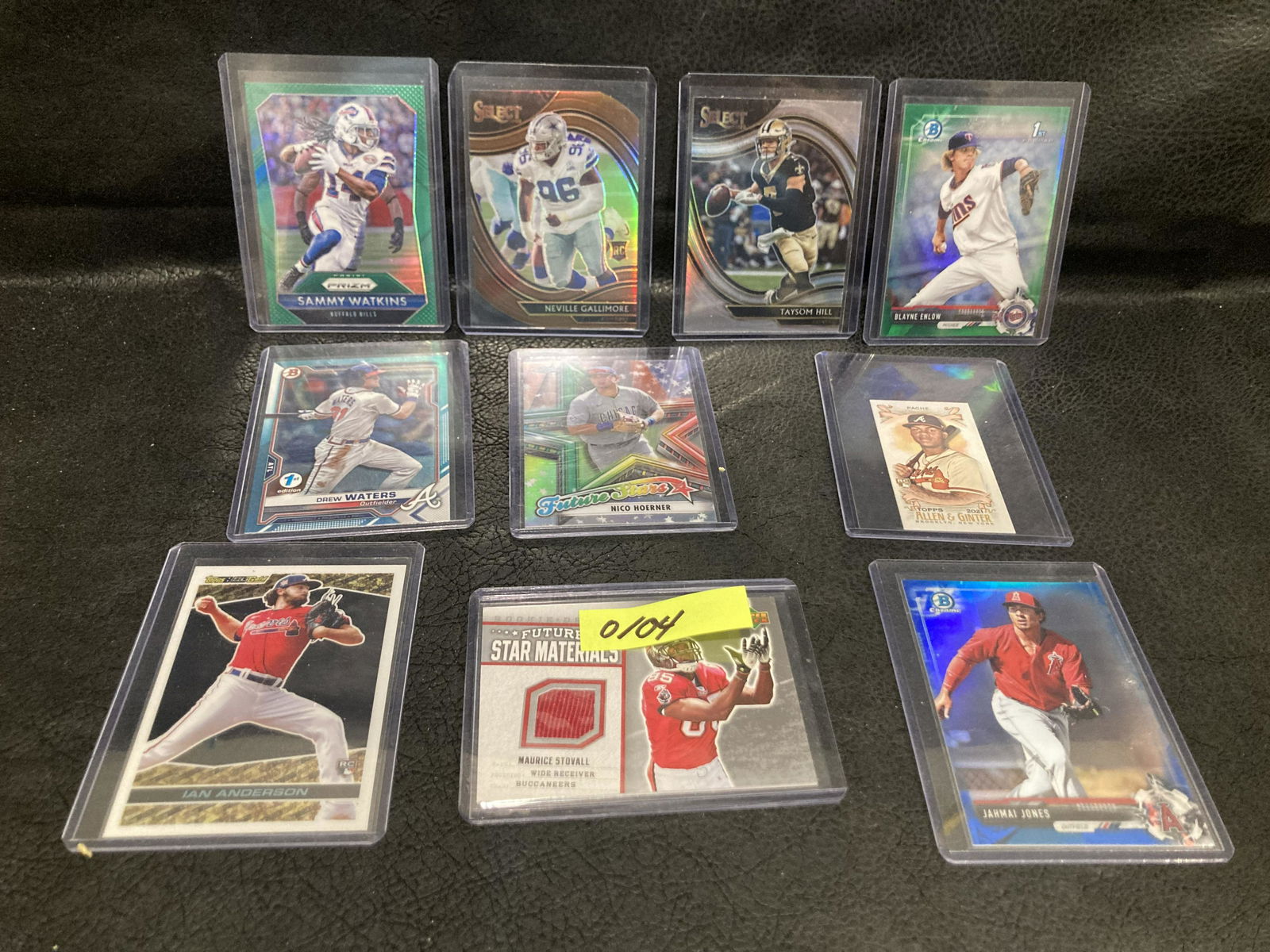 Lot of 10 Mixed Sports Trading Cards Top Loaded (1 of 2)