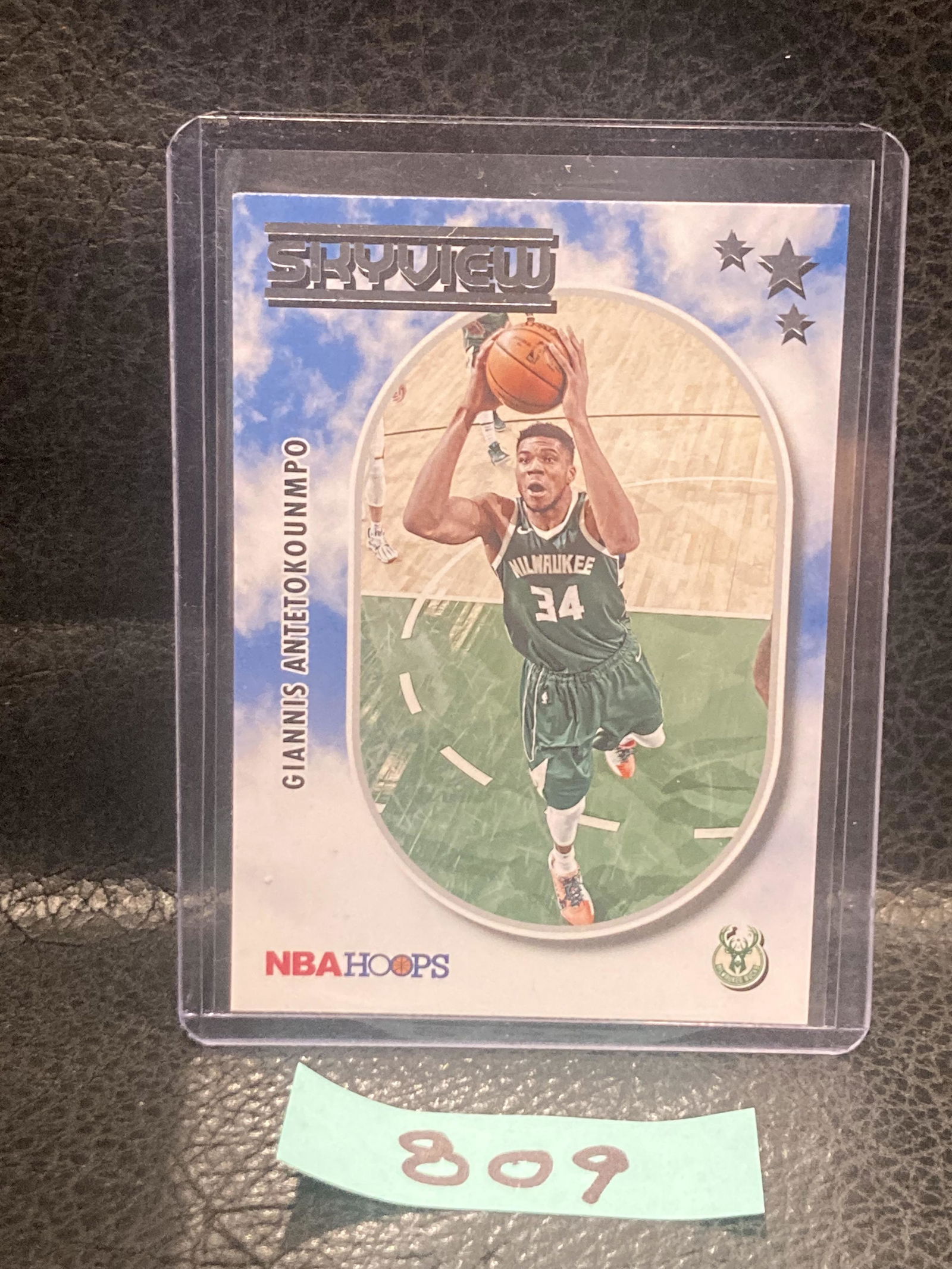 Giannis Antetokounmpo 2021-22 Panini Nba Hoops Skyview Insert #15 Bucks (1 of 2)