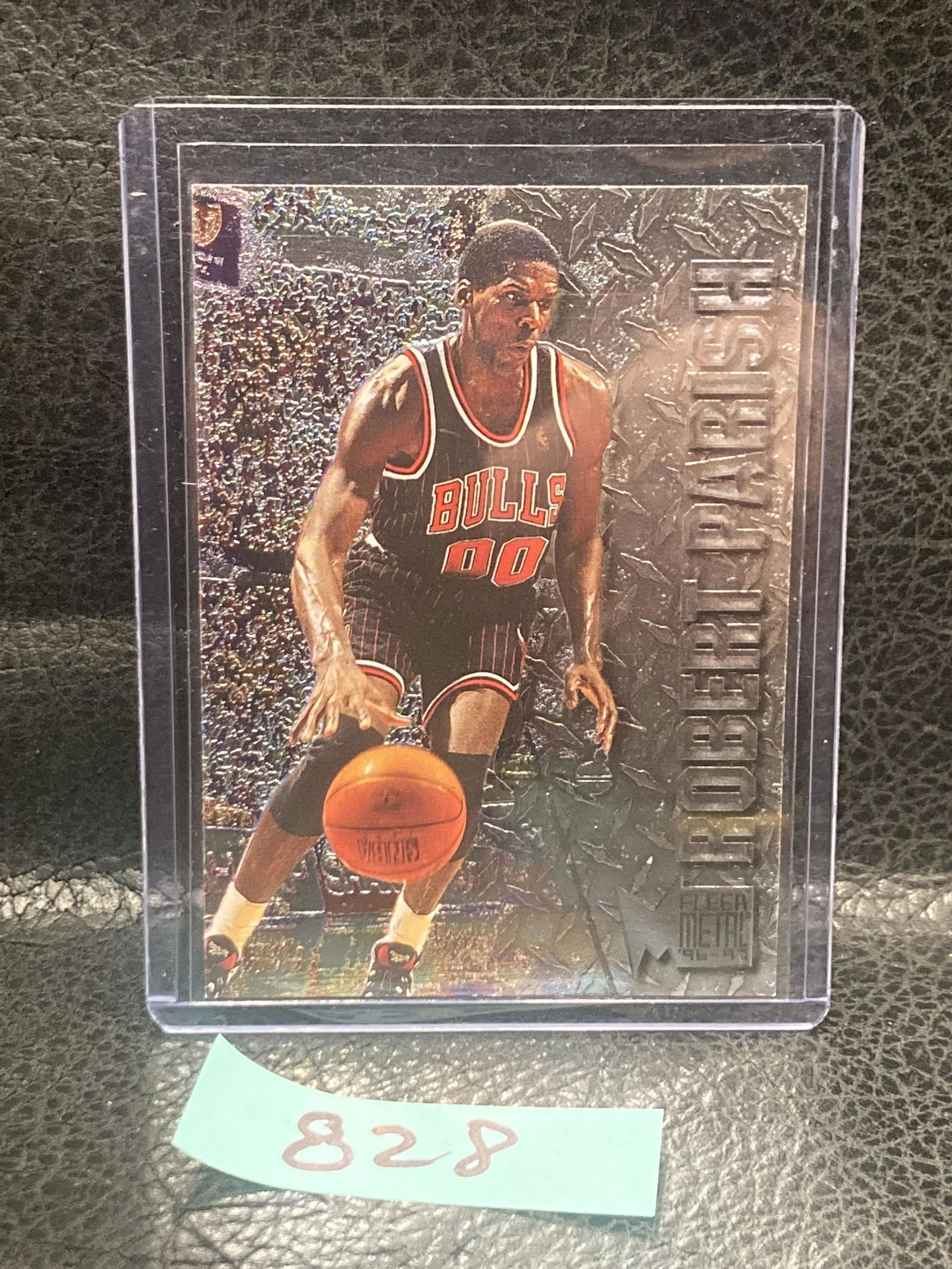 Robert Parish 1996-97 Fleer Metal Basketball Card Chicago Bulls #159 (1 of 2)