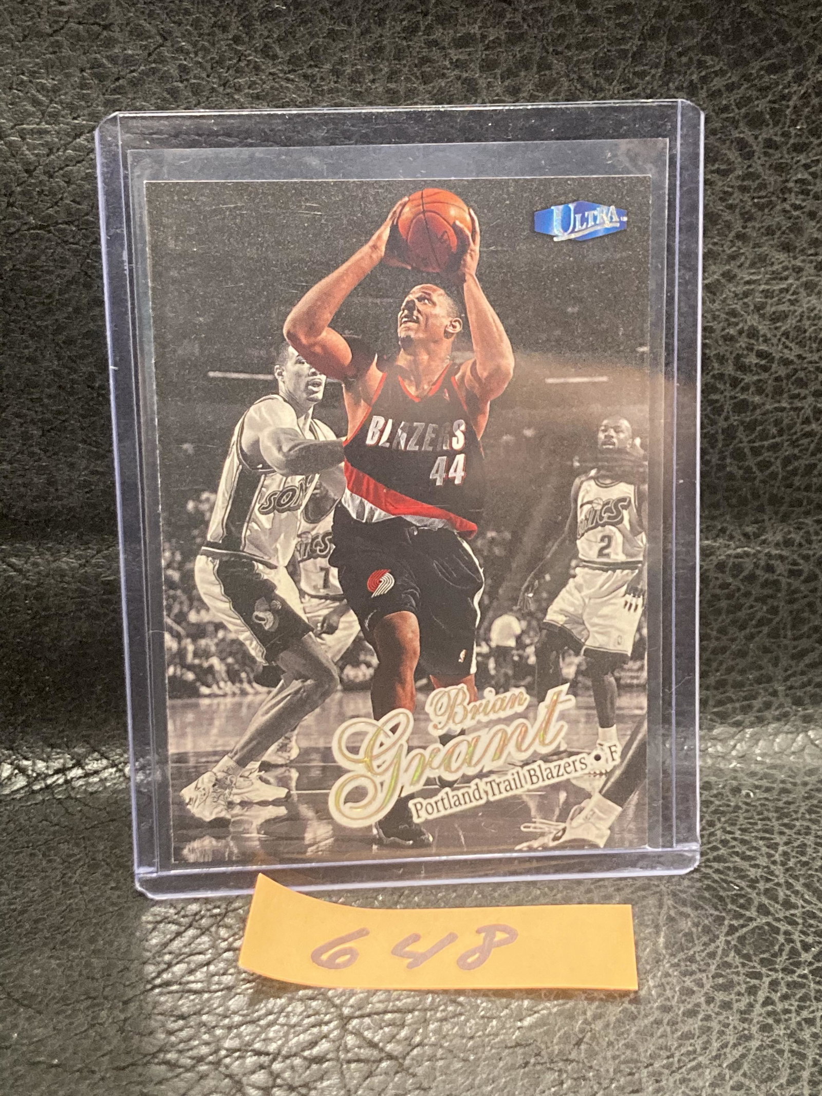 Brian Grant 1997-98 Fleer Ultra Basketball Gold Medallion #245 Blazers: Brian Grant 1997-98 Fleer Ultra Basketball Gold Medallion #245 Blazers