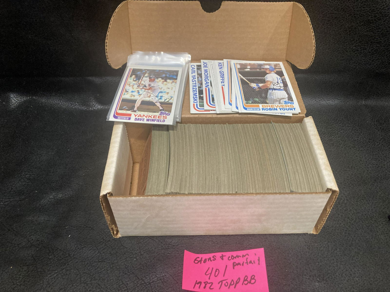 1982 Baseball Partial Set Great for Beginner Set building (1 of 5)