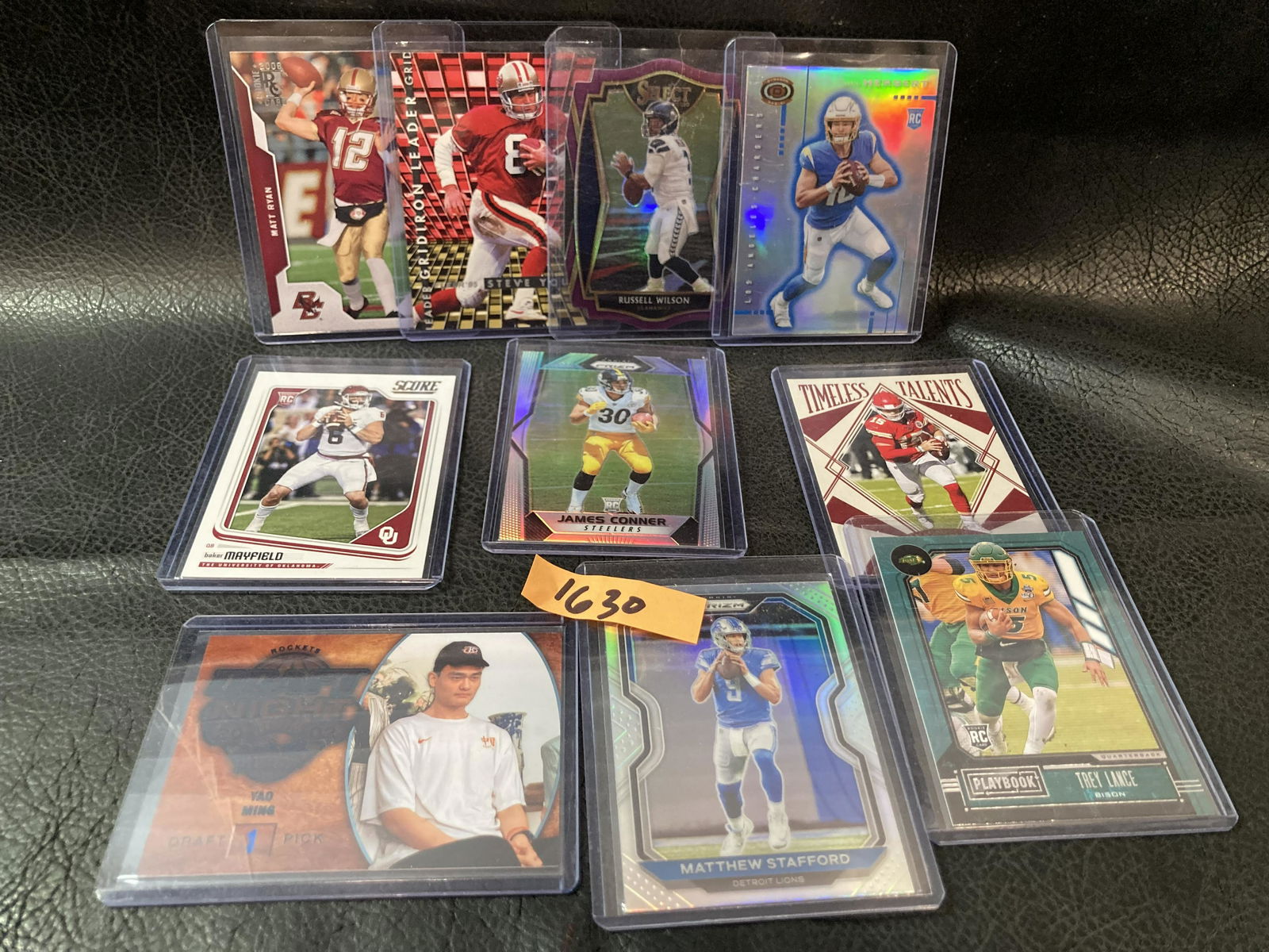 Lot of 10 baseball cards Top loaded (1 of 2)