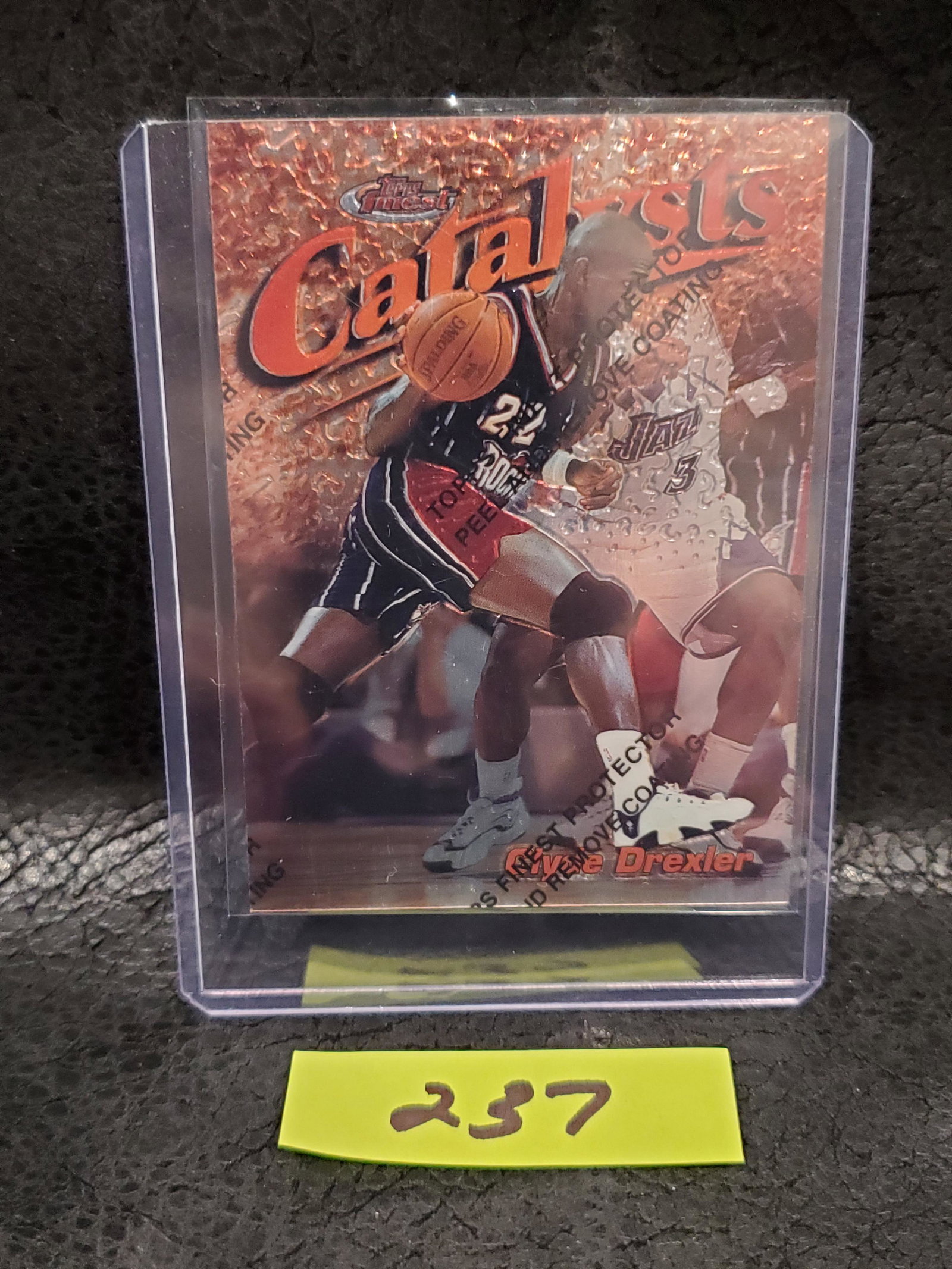 Clyde Drexler 1997 Topps Finest Catalysts with Protective Coating Base Houston Rockets #6 (1 of 2)