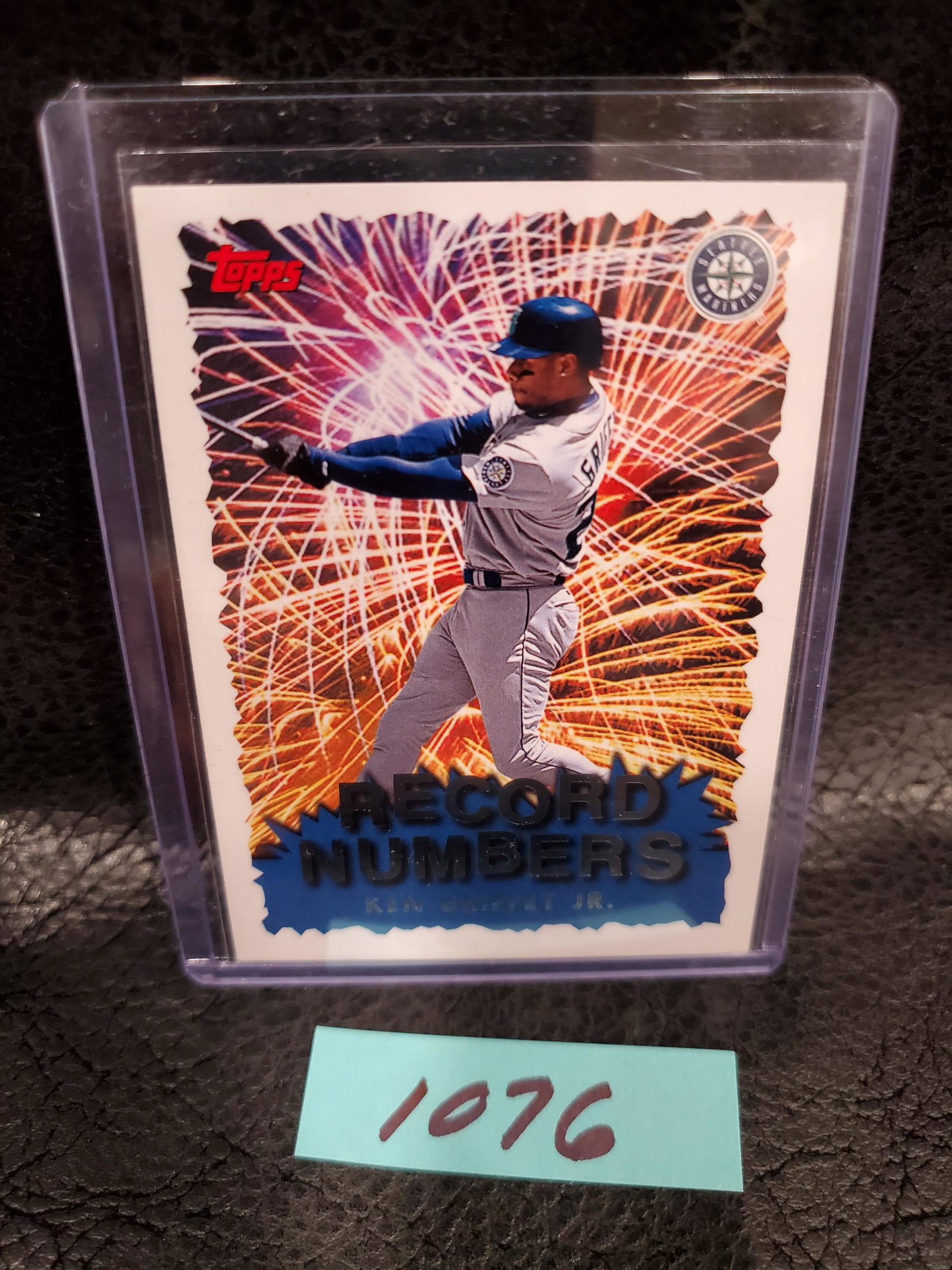 Ken Griffey Jr. 1999 Topps Record Numbers Seattle Mariners #RN4: Ken Griffey Jr. 1999 Topps Record Numbers Seattle Mariners #RN4