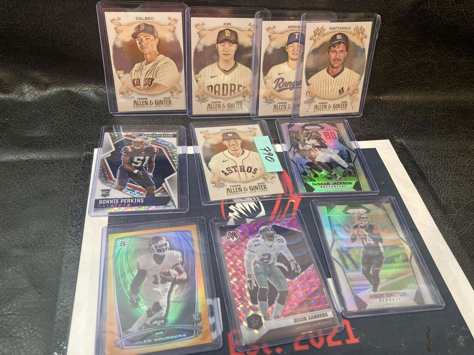 Lot of 10 mixed Sport Card Top Loaded (1 of 2)