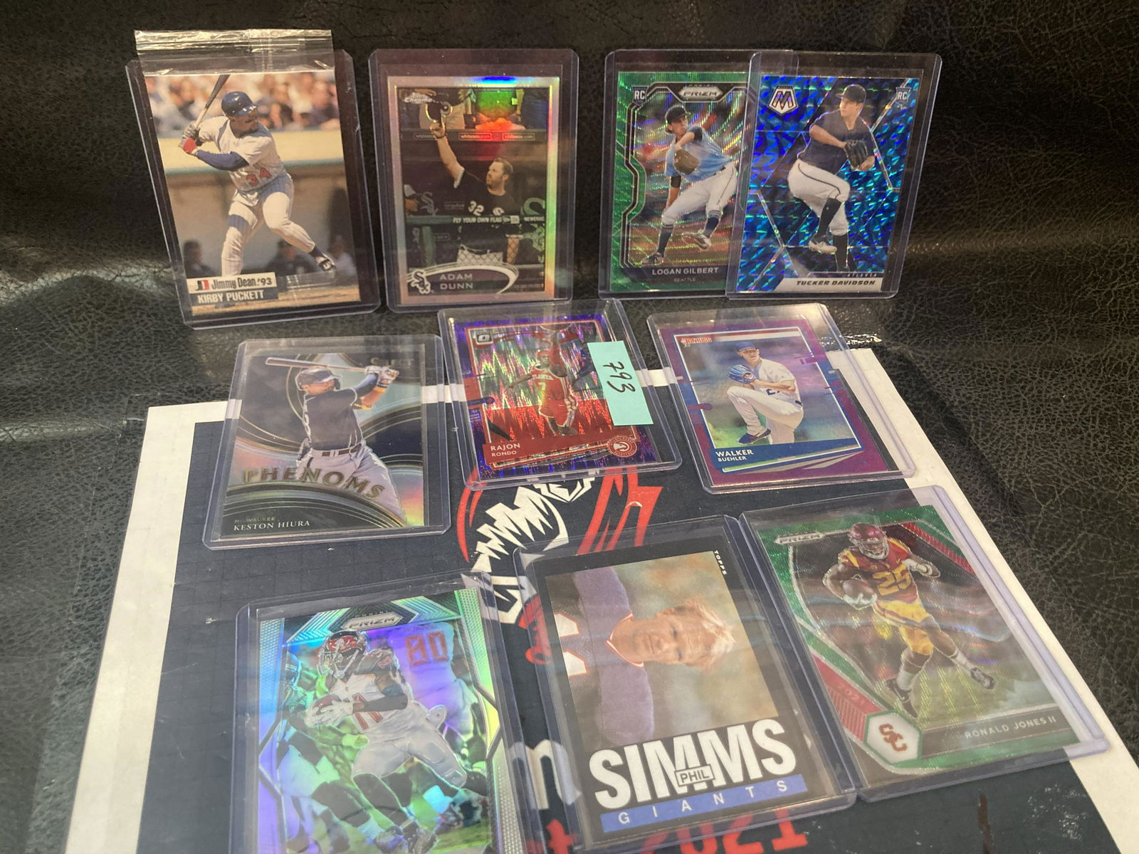 Lot of 10 mixed Sport Card Top Loaded (1 of 2)