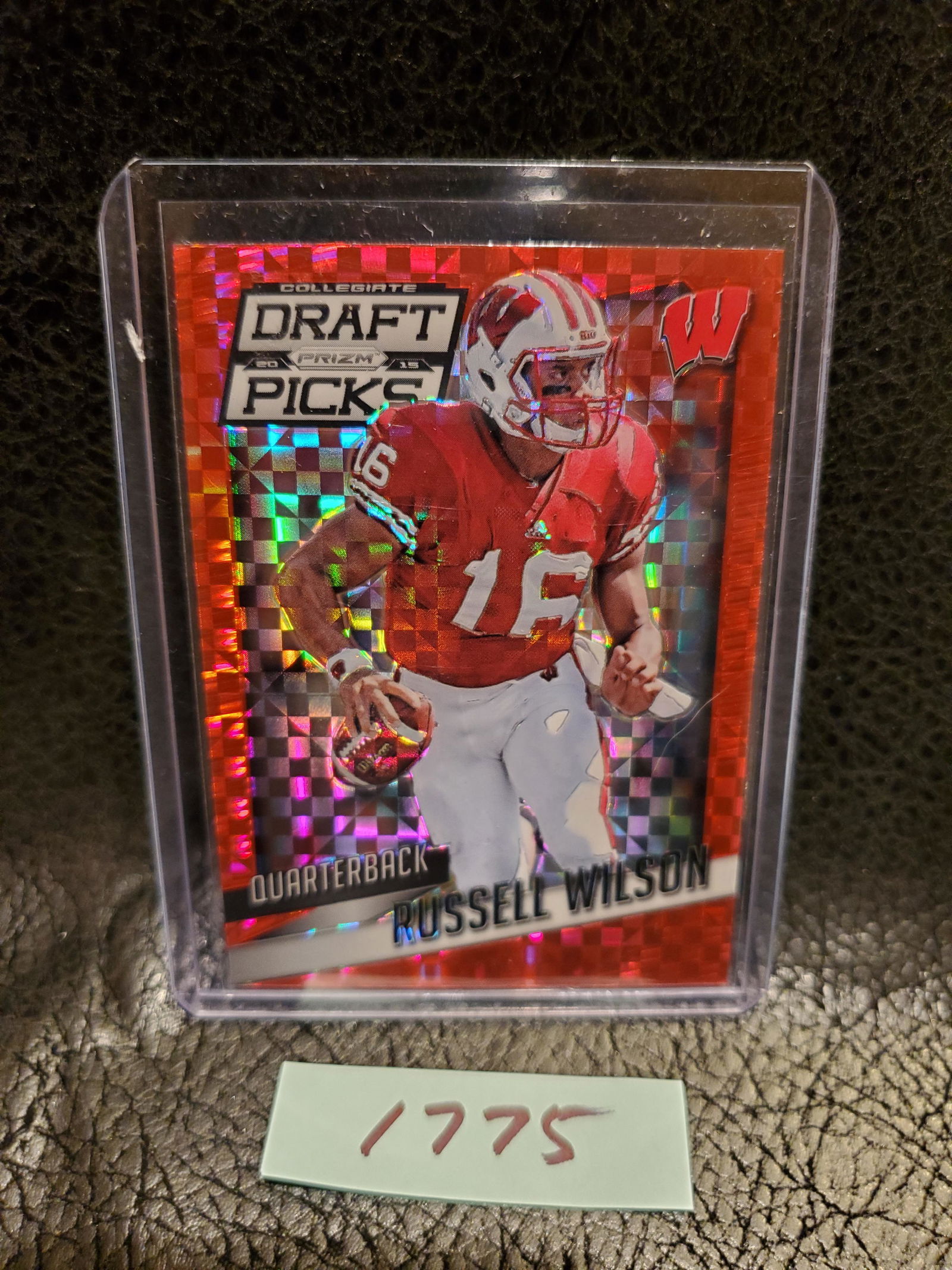 Russell Wilson 2015 Prizm Collegiate Draft Picks Red Checkerboard Wisconsin #89 (1 of 2)