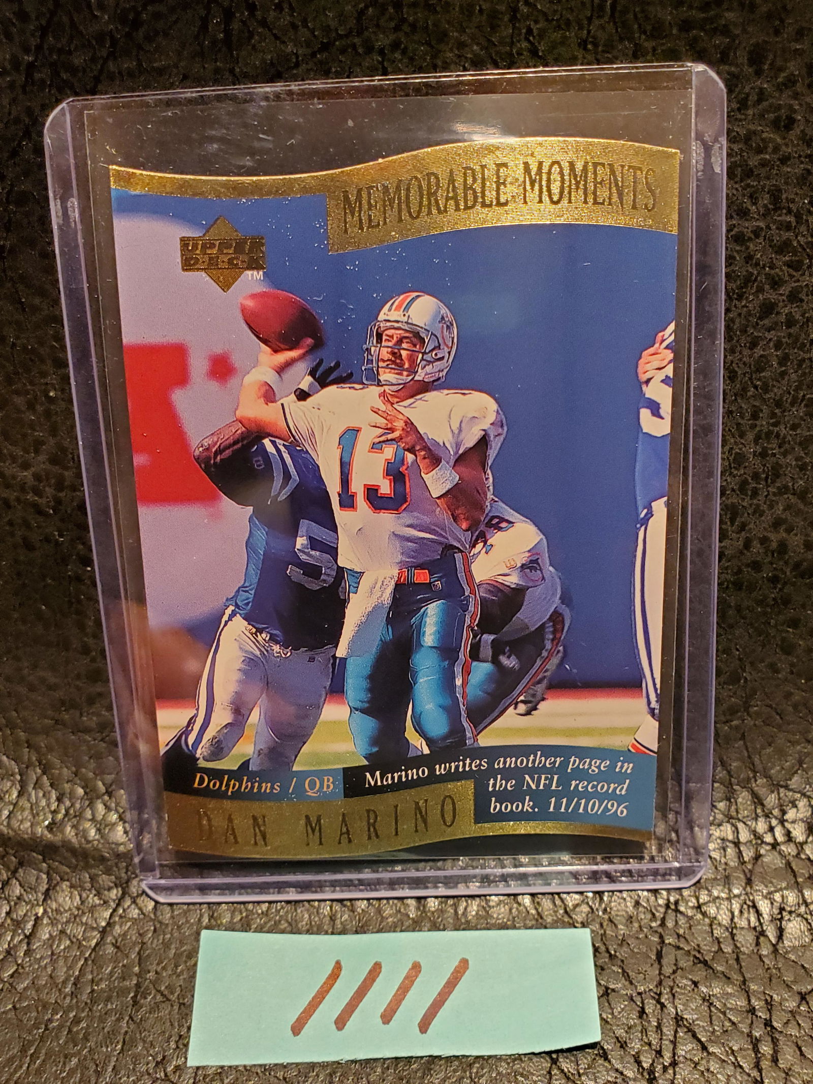Dan Marino 1997 Upper Deck Memorable Moments Die Cut Miami Dolphins #2 (1 of 2)