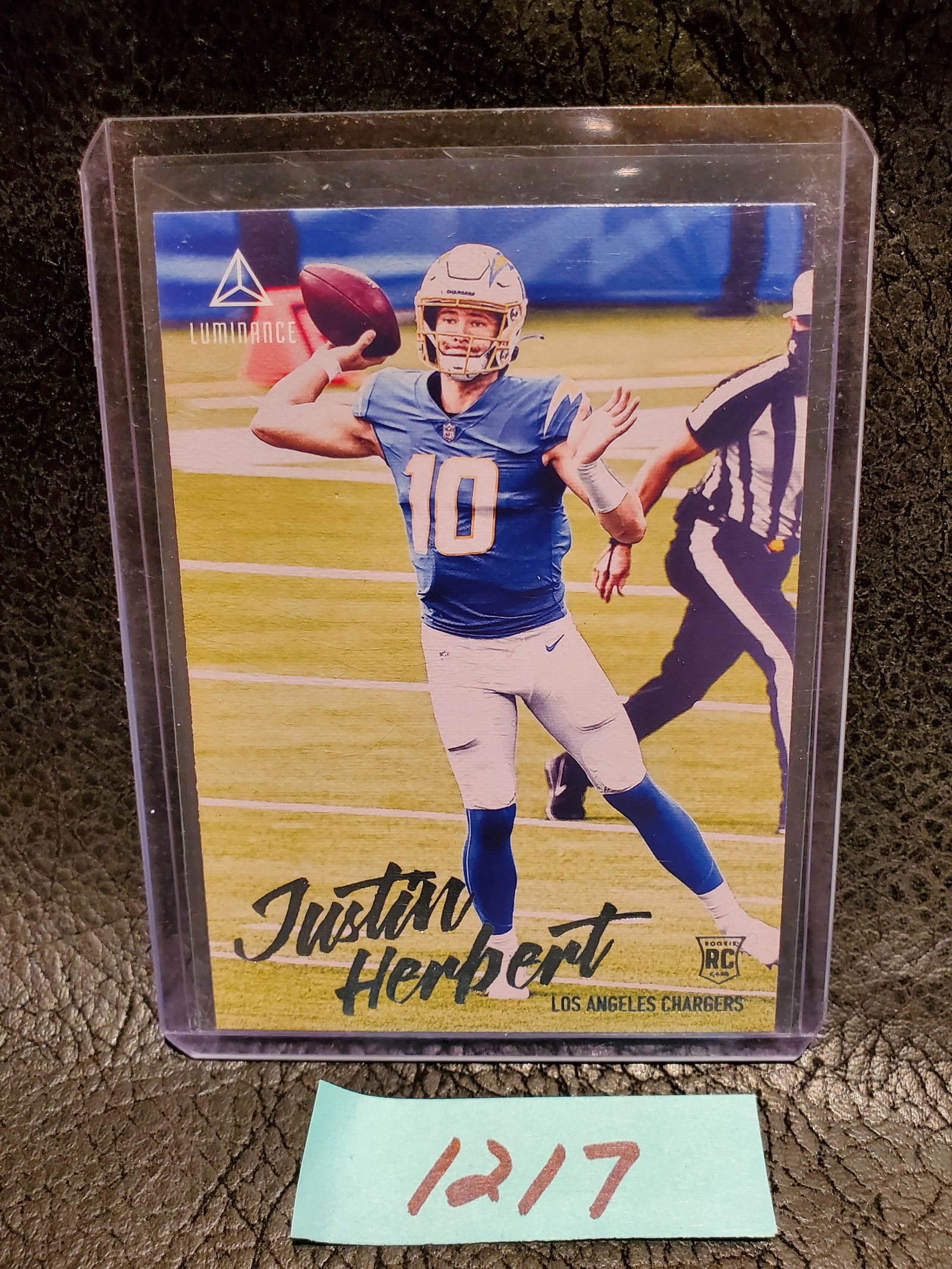 Justin Herbert 2020 Chronicles Luminance Rookie Los Angeles Chargers #203 (1 of 2)