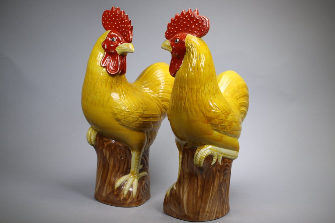A Pair Glazed Porcelain Roosters, Repubic China (1 of 8)