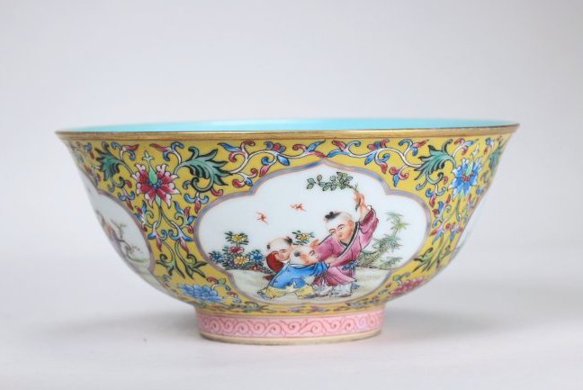 A   Yellow-Ground Famille Rose Enamelled"Boy play" Bowl (1 of 8)