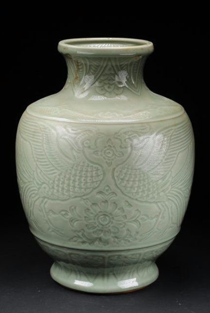 A carved "Two Phoenix" Longquan celadon vase (1 of 4)