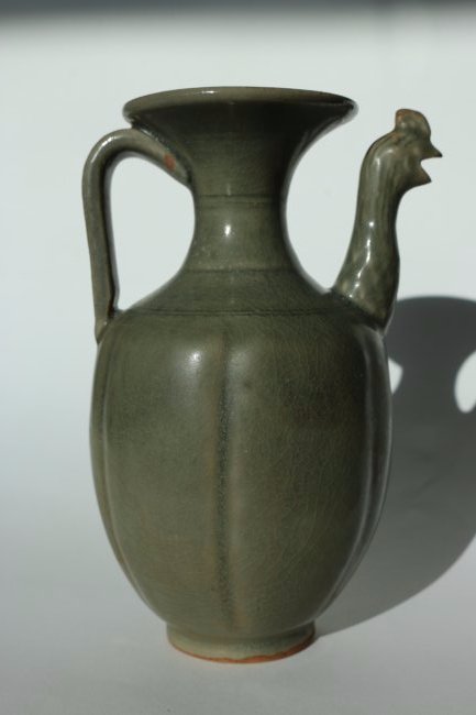 A Chinese Yue Yao teapot with a chicken head (1 of 4)