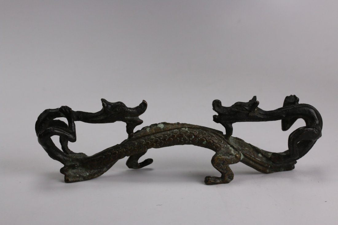 A Chinese gilt bronze "Two Dragon " Head, 18th century (1 of 3)