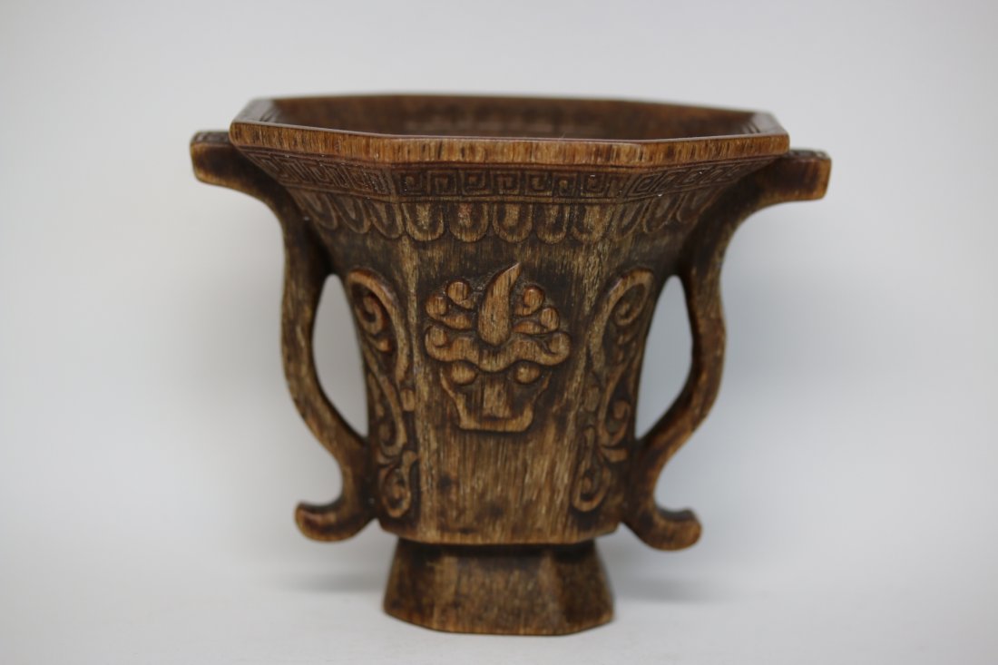 A fine carved Chinese Horn Cup (1 of 3)