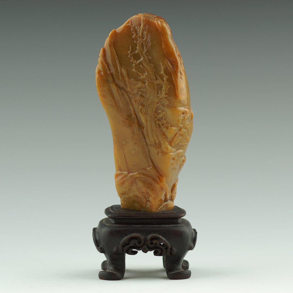 A Chinese Shoushan stone seal stamp (1 of 4)