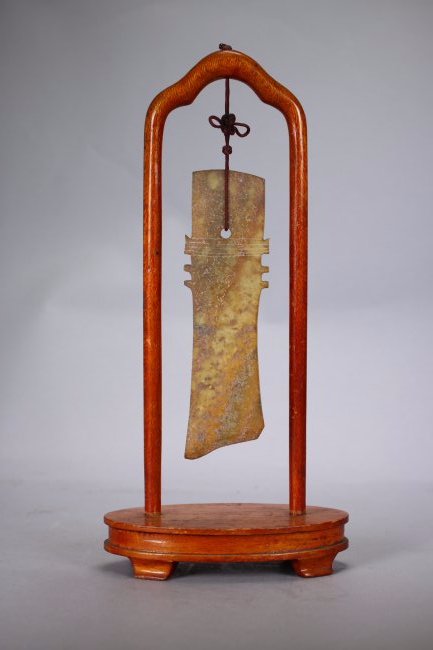 Chinese Jade Ornament on Stand (1 of 6)