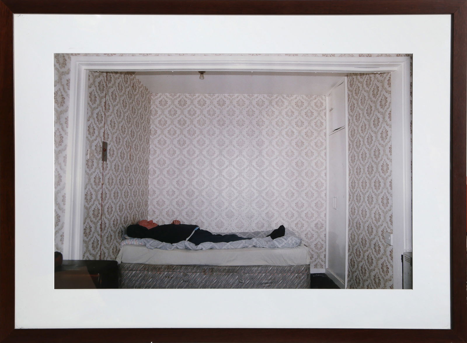Richard Billingham, C-Print Photograph: Artist: Richard Billingham, English (1970 - ) Title: Untitled Year: 1995-96 Medium: C-Print Photograph Edition: 5/100 Size: 19 x 28.5 in. (48.26 x 72.39 cm) Frame Size: 27 x 37 inches Publisher: