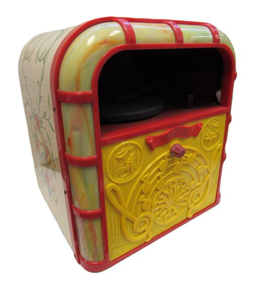 Working Bing Crosby Junior Juke (1 of 3)