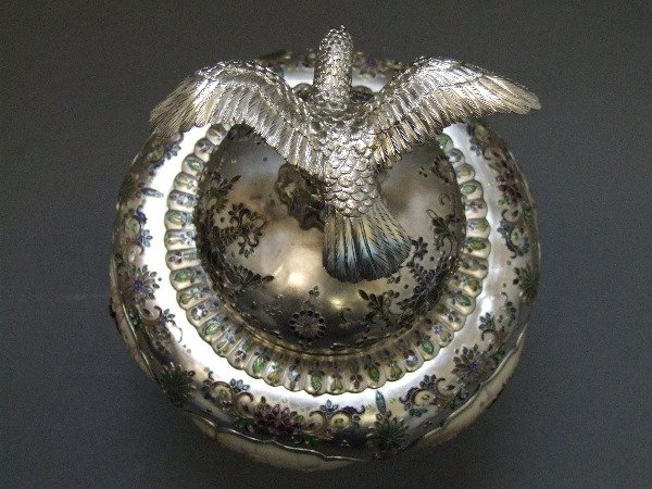 Japanese Silver & Shibayama Covered Vase 19th C. - 4