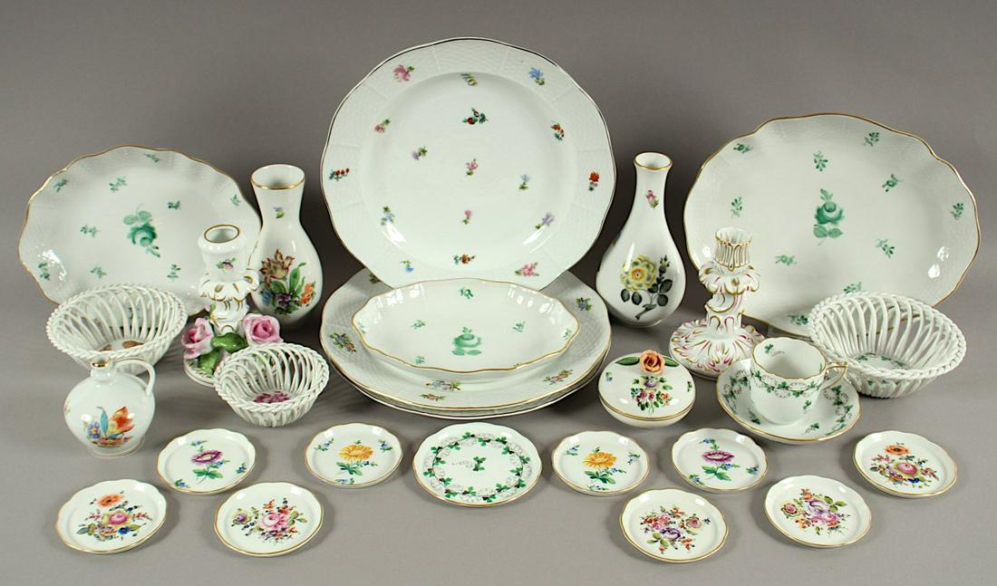 SECHSUNDZWANZIGTEILIGES KONVOLUT, variierende Formen, (1 of 1)