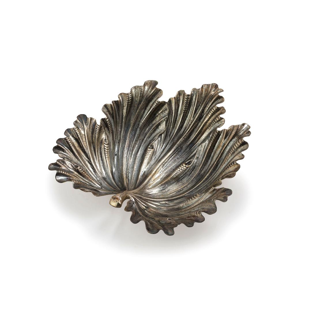 CESTO A FOGLIA IN ARGENTO, MILANO, XX SECOLO, ORAFO G. (1 of 1)