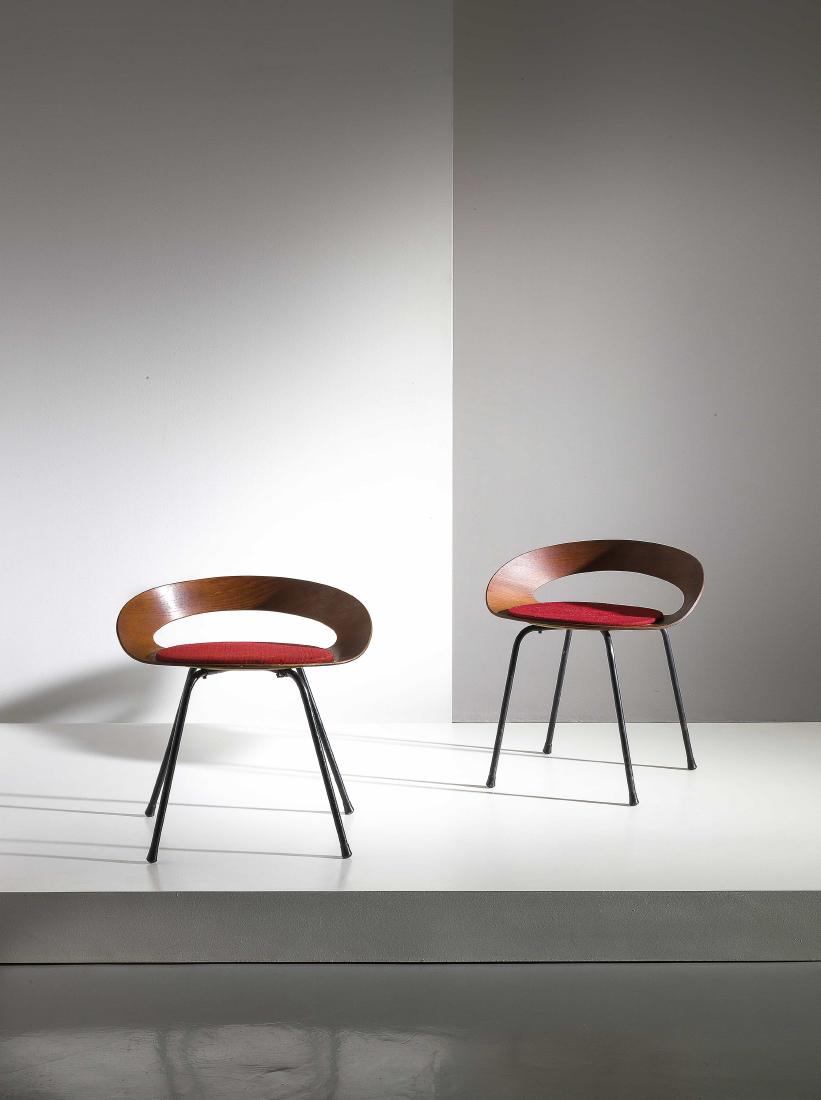 LUCIANO NUSTRINI - A PAIR OF STOOLS BY L. NUSTRINI - 2: Coppia di sgabelli, Poltronova 1957. Metallo verniciato, legno curvato, tessuto imbottito - G. Gramigna, "Repertorio del Design italiano 1950 - 2000", Milano 2003, Vol I, p. 52 -